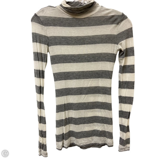 Top Long Sleeve By Bcbgmaxazria In Grey & White, Size: Xs