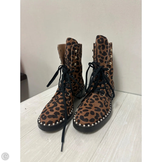 Boots Designer By Stuart Weitzman In Animal Print, Size: 5