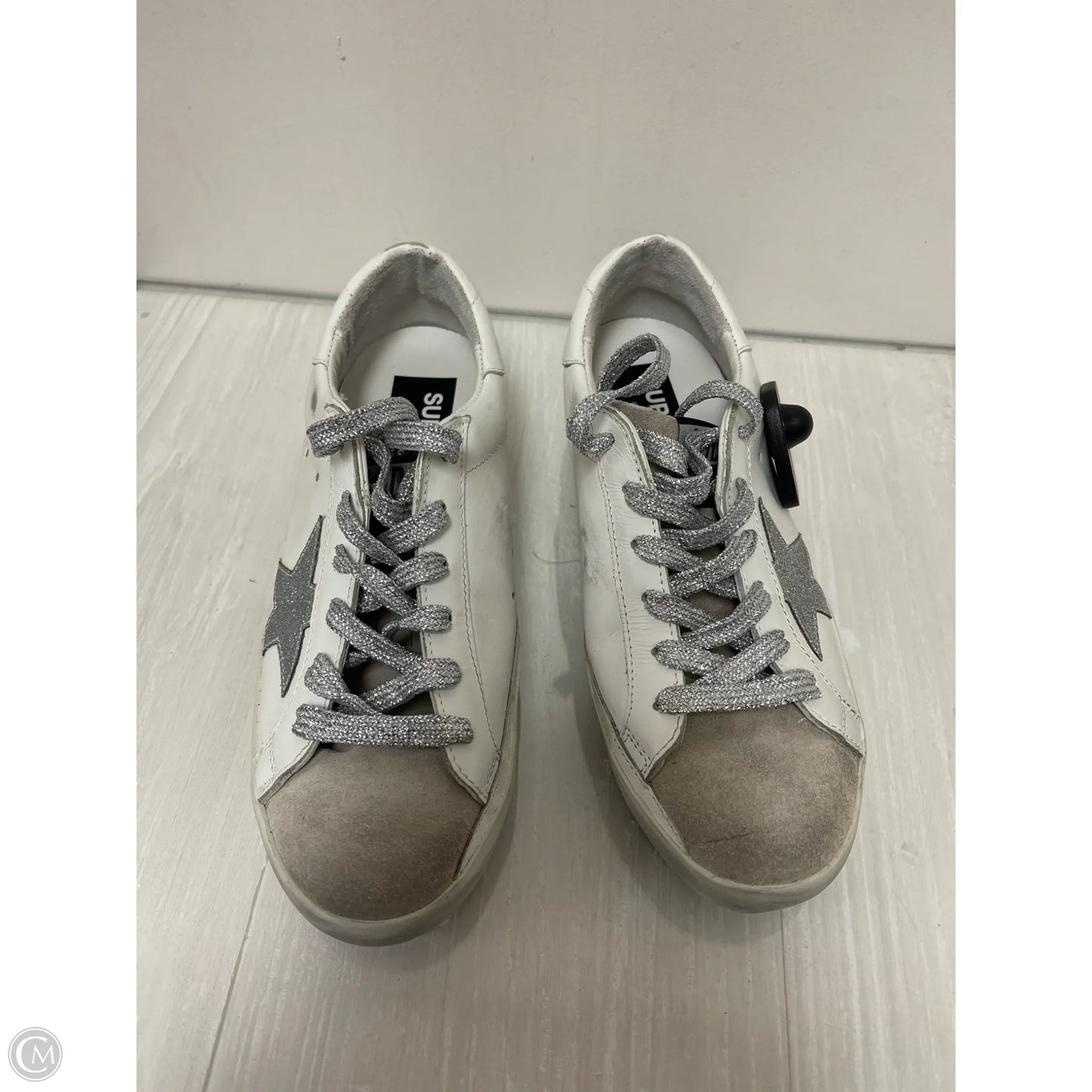 Shoes Luxury Designer By Golden Goose In White, Size: 6.5
