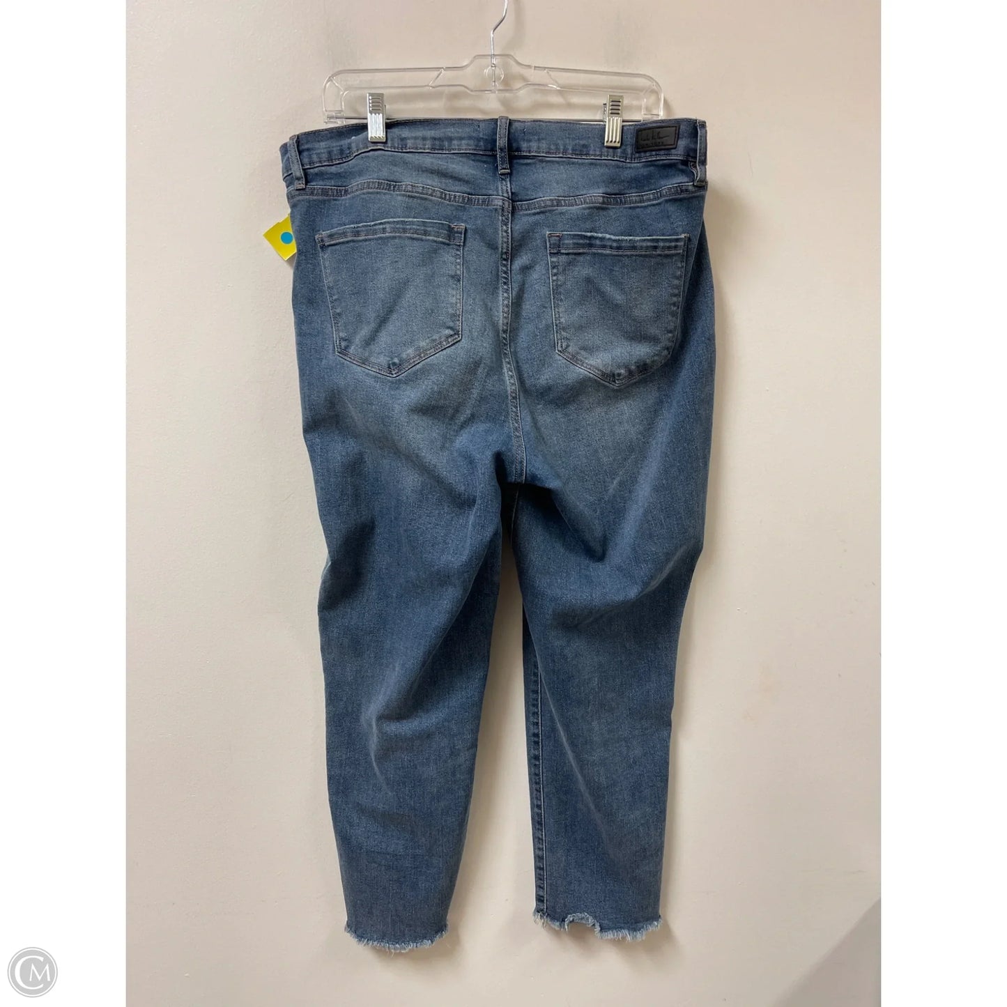 Jeans Cropped By Nicole By Nicole Miller In Blue Denim, Size: 16