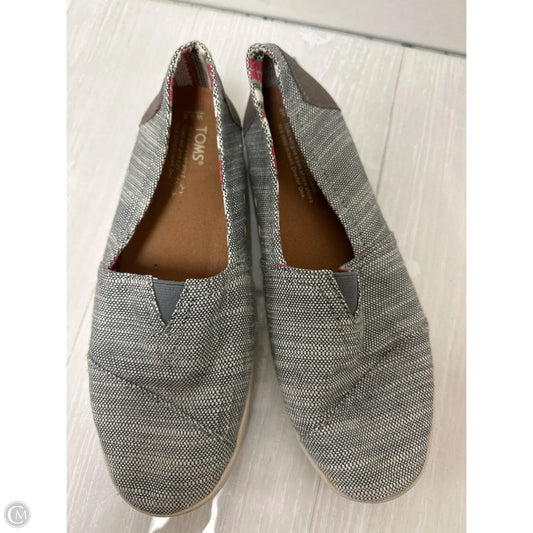 Shoes Flats By Toms In Grey, Size: 8.5