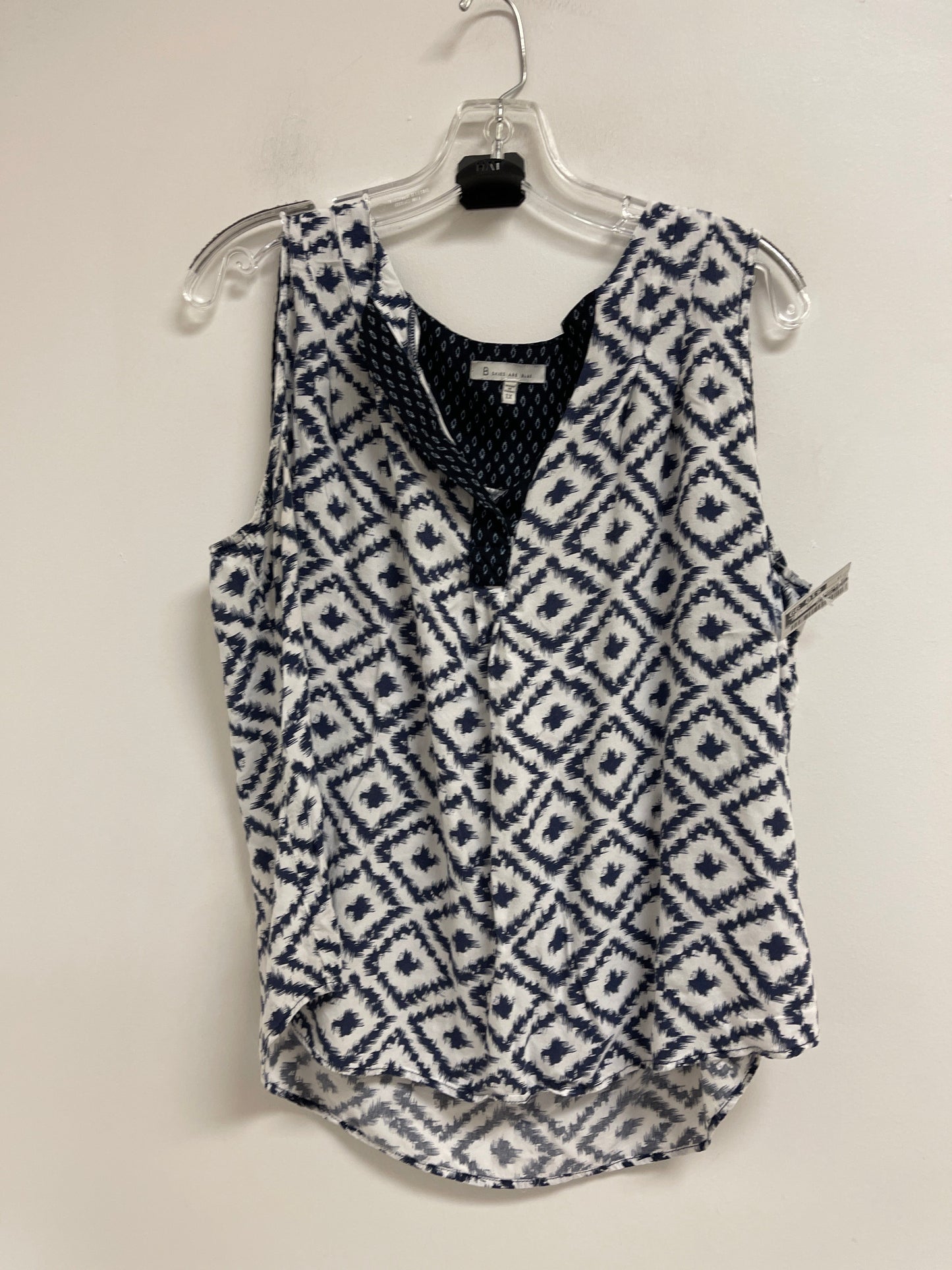 Top Sleeveless By Skies Are Blue In Blue, Size: 1x