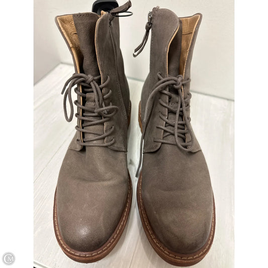 Boots Ankle Flats By Sofft In Taupe, Size: 11