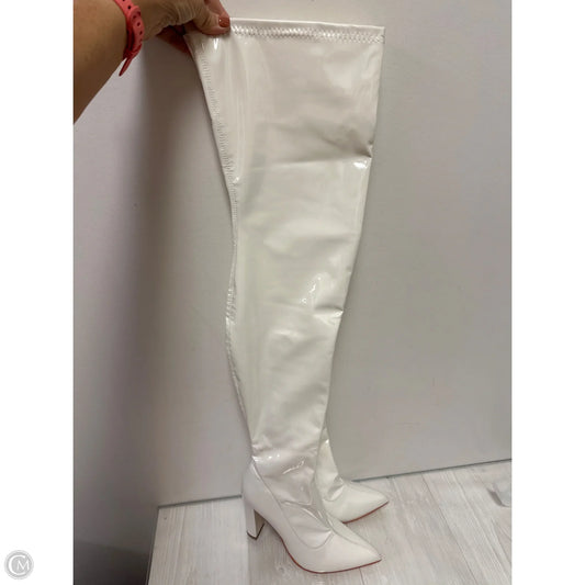 Boots Over-the-knee Heels By Clothes Mentor In White, Size: 7.5