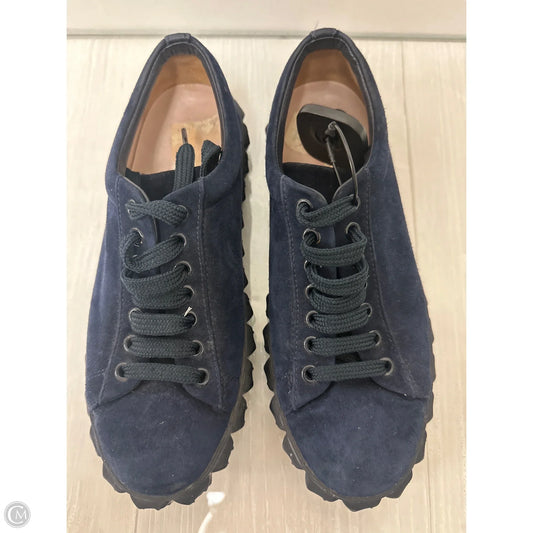 Shoes Designer By Stuart Weitzman In Navy, Size: 7.5