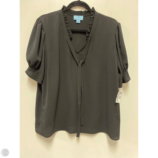 Top Short Sleeve By Cece In Black, Size: 1x