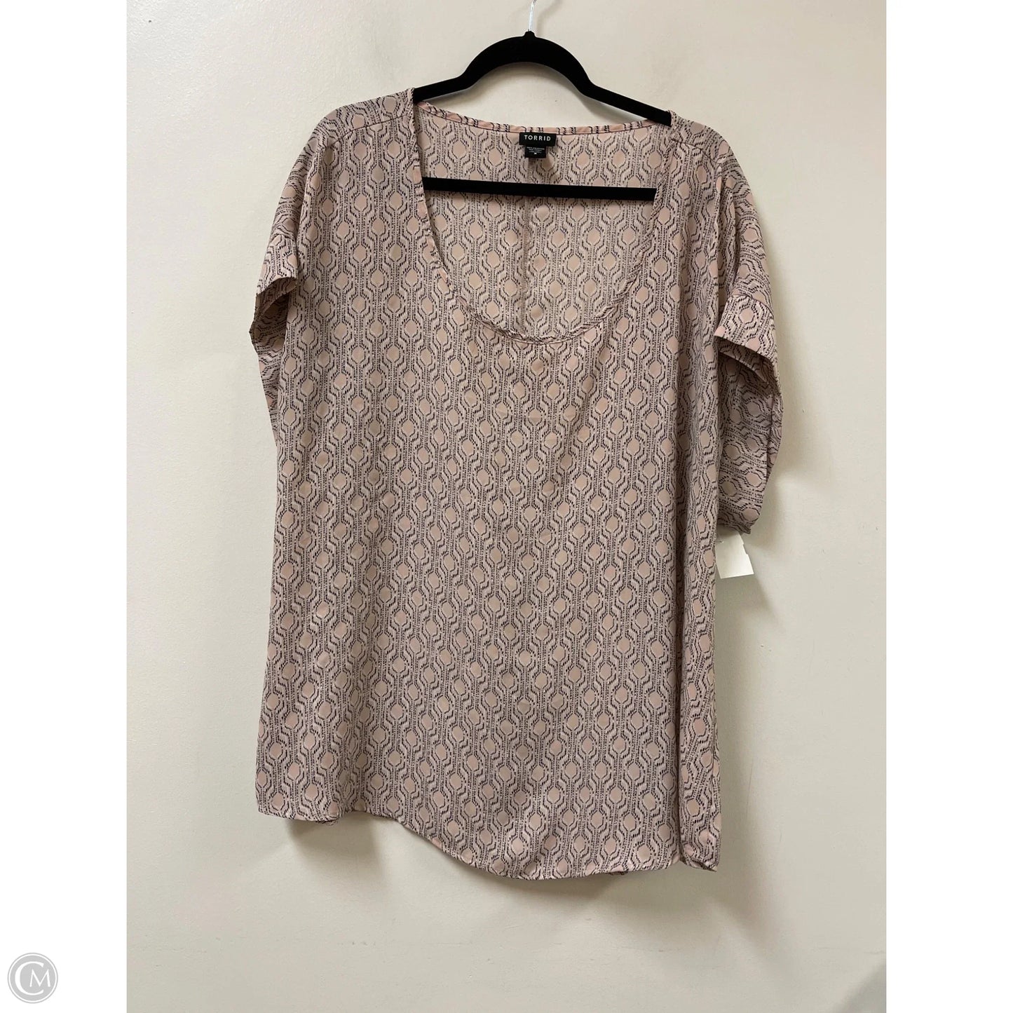 Top Short Sleeve By Torrid In Pink, Size: 3x