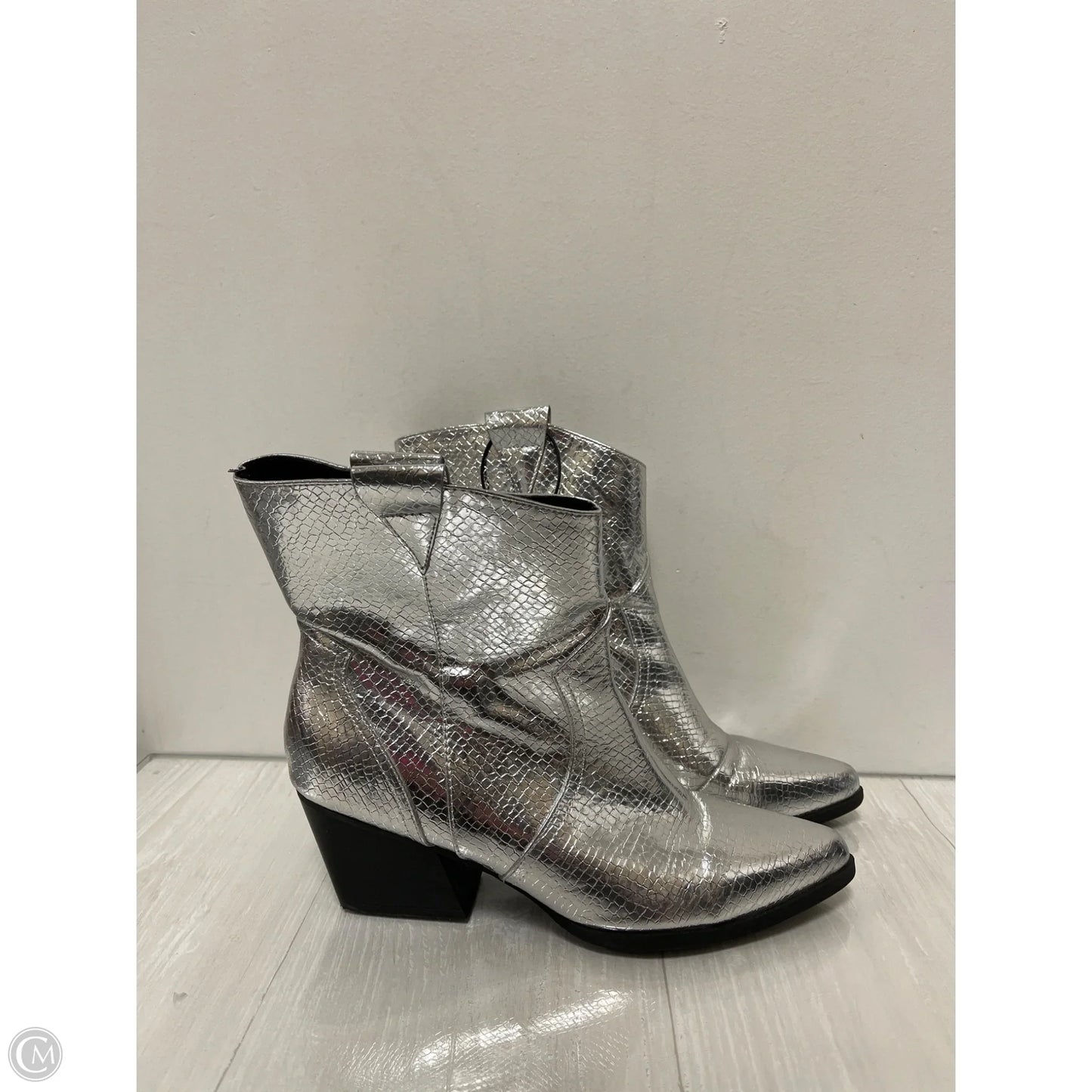 Boots Ankle Heels By Dolce Vita In Silver, Size: 9.5