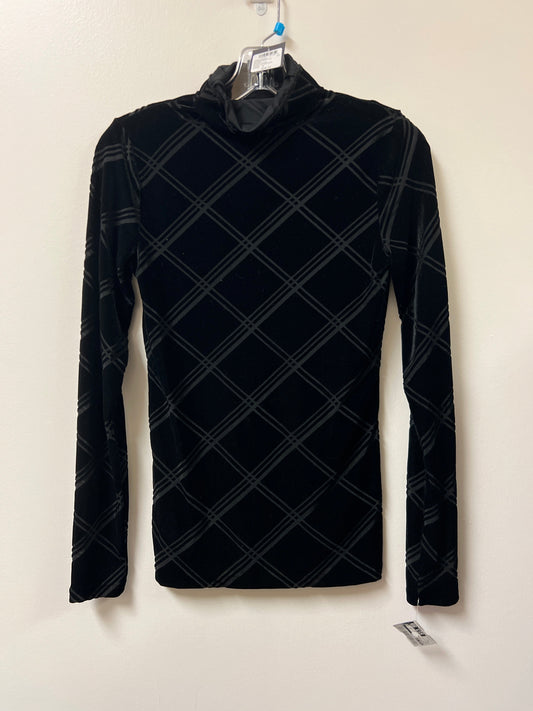 Top Long Sleeve By Club Monaco In Black, Size: S