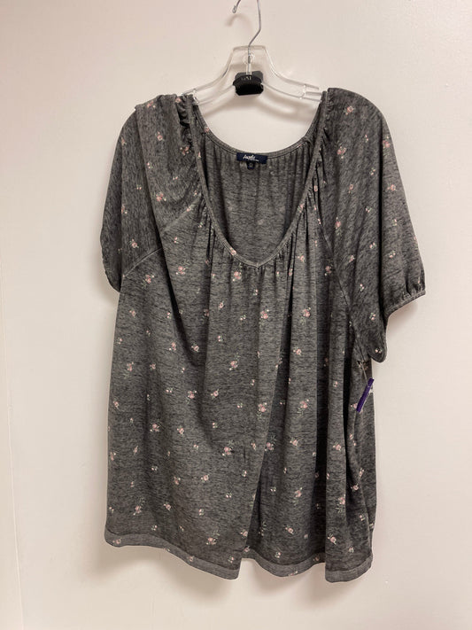 Grey Top Short Sleeve Angels, Size 3x