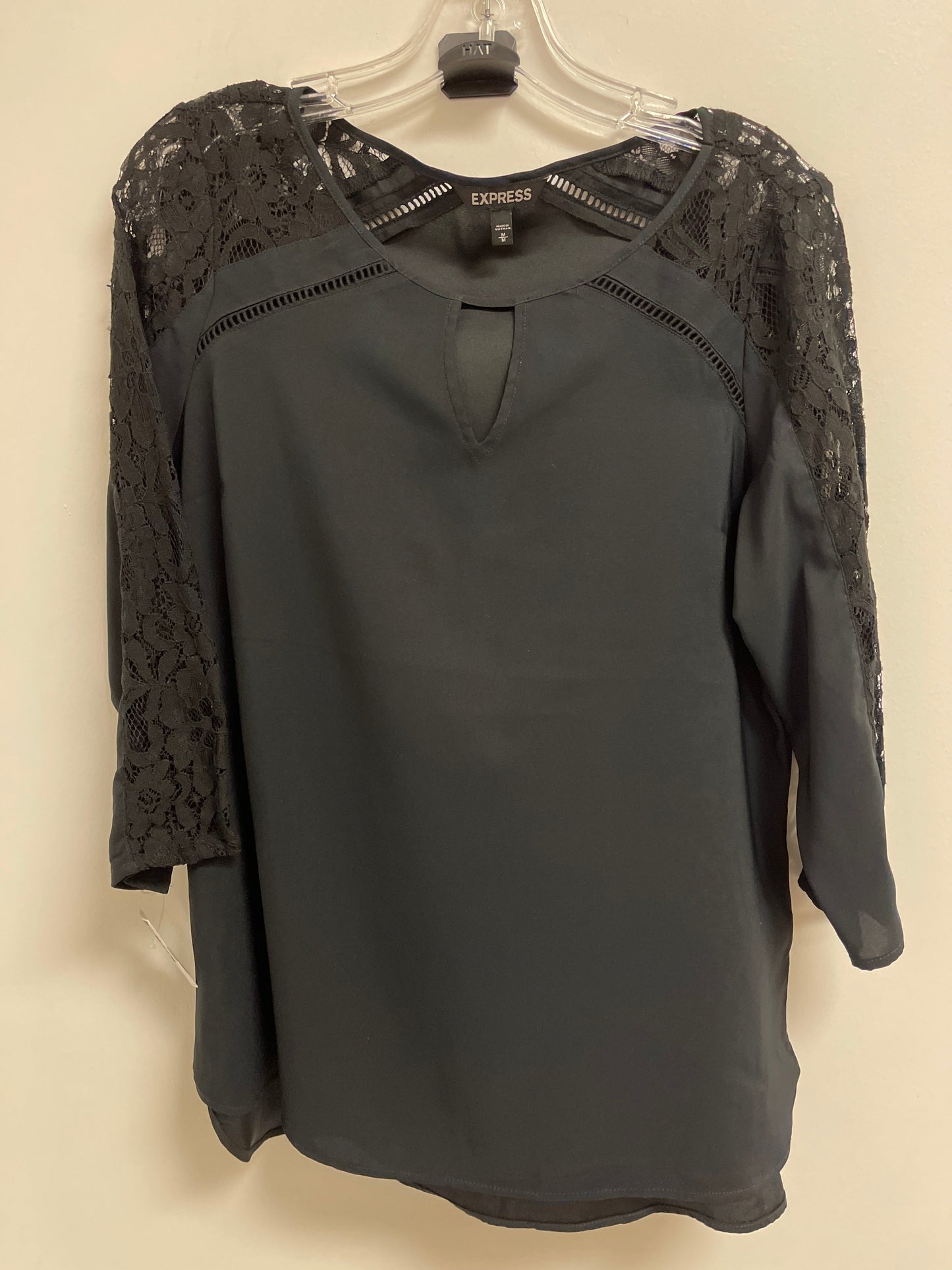 Black Top Long Sleeve Express, Size M