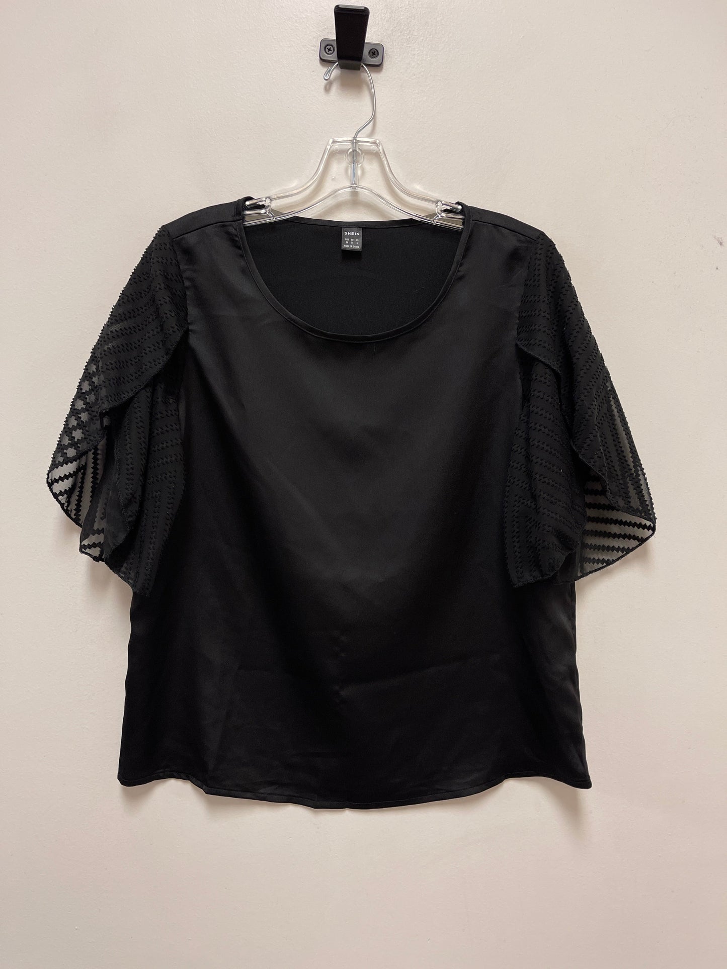 Top 3/4 Sleeve By Shein In Black, Size: M