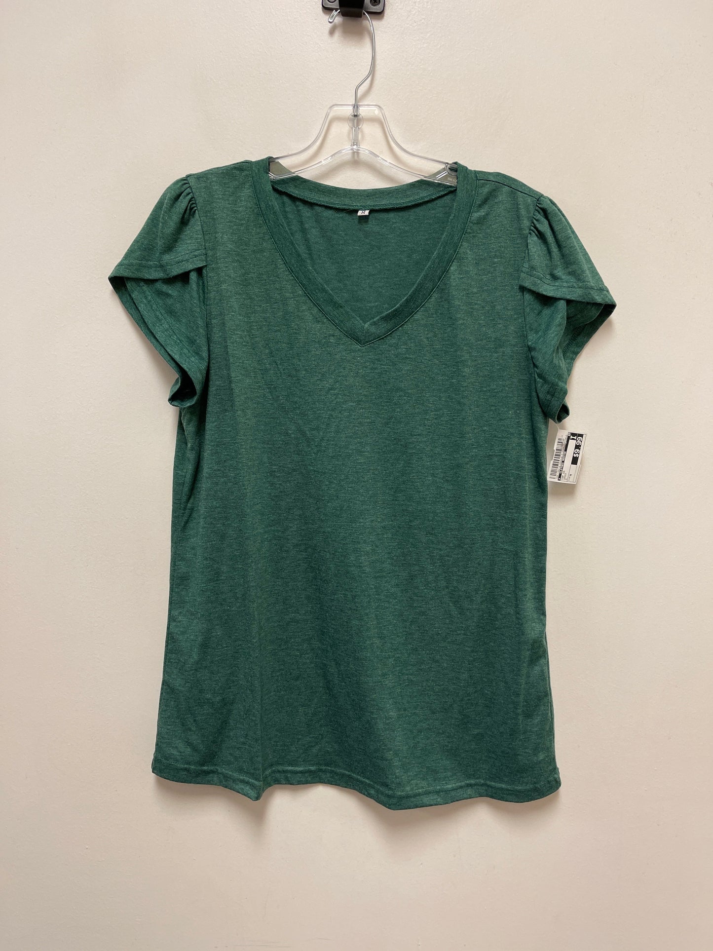 Top Short Sleeve By Clothes Mentor In Green, Size: M