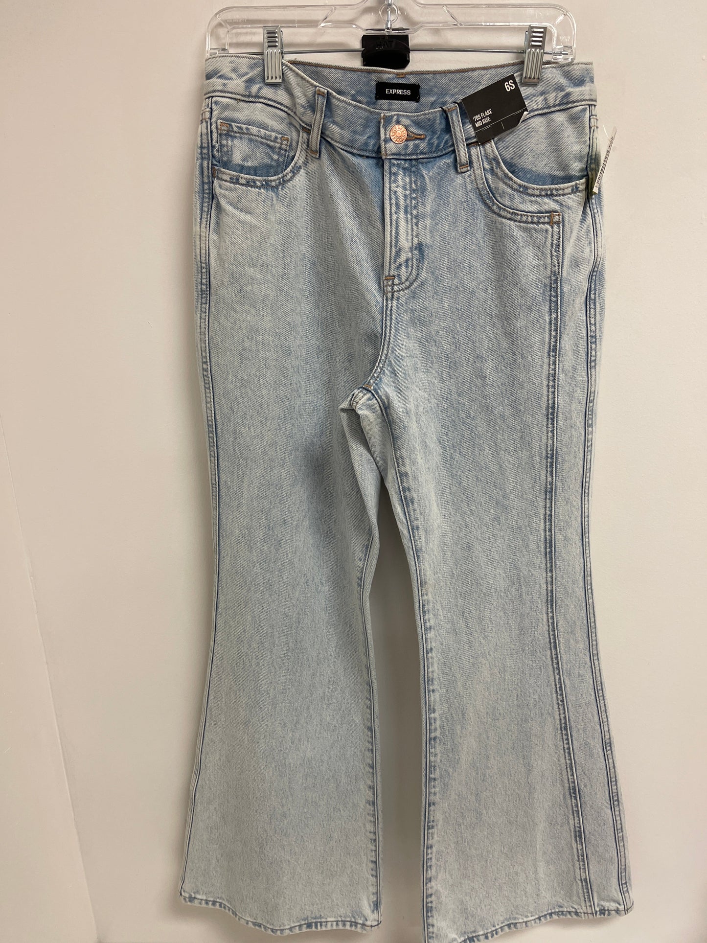 Jeans Flared By Express In Blue Denim, Size: 6