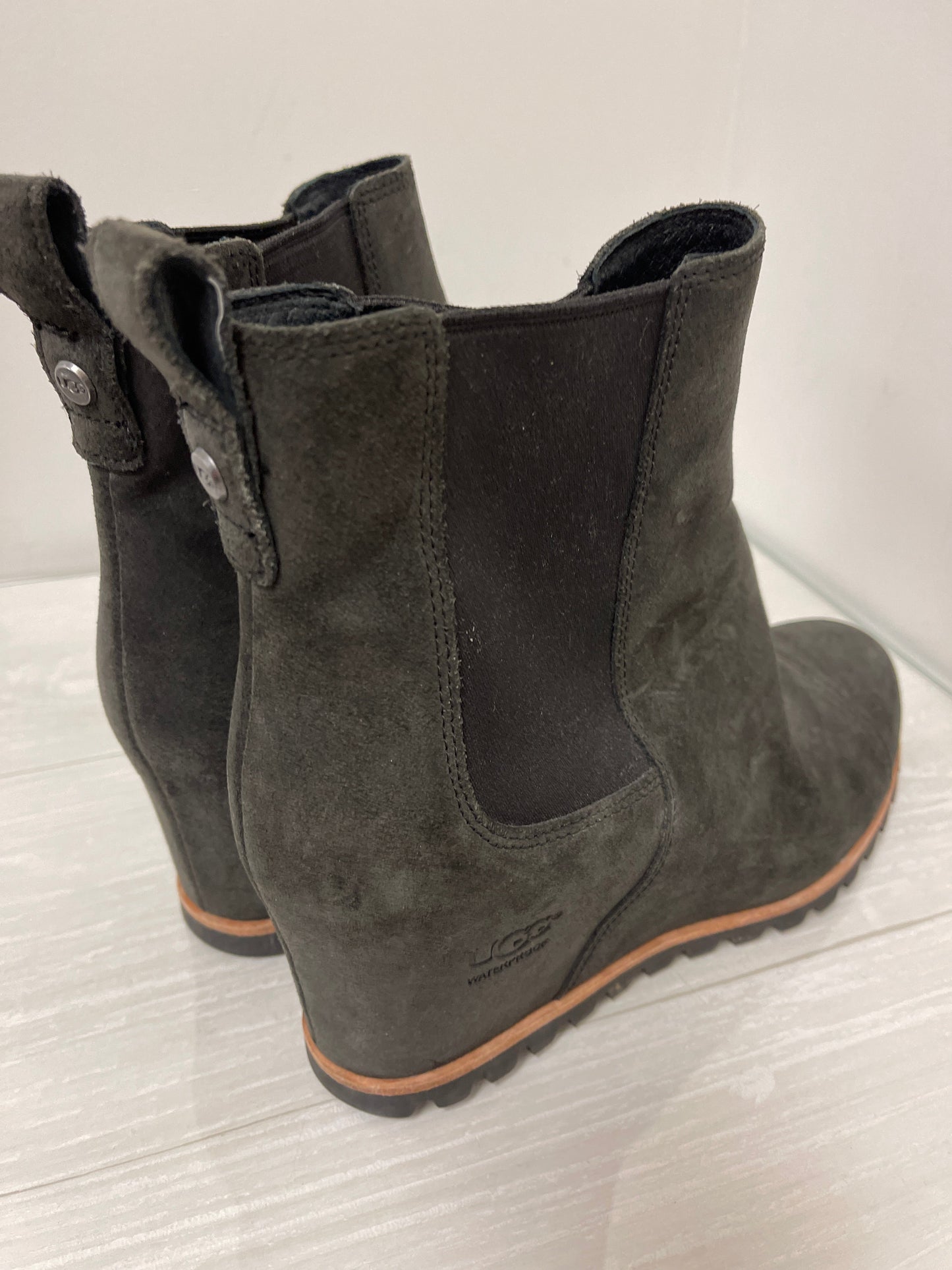 Boots Combat By Ugg In Green, Size: 10