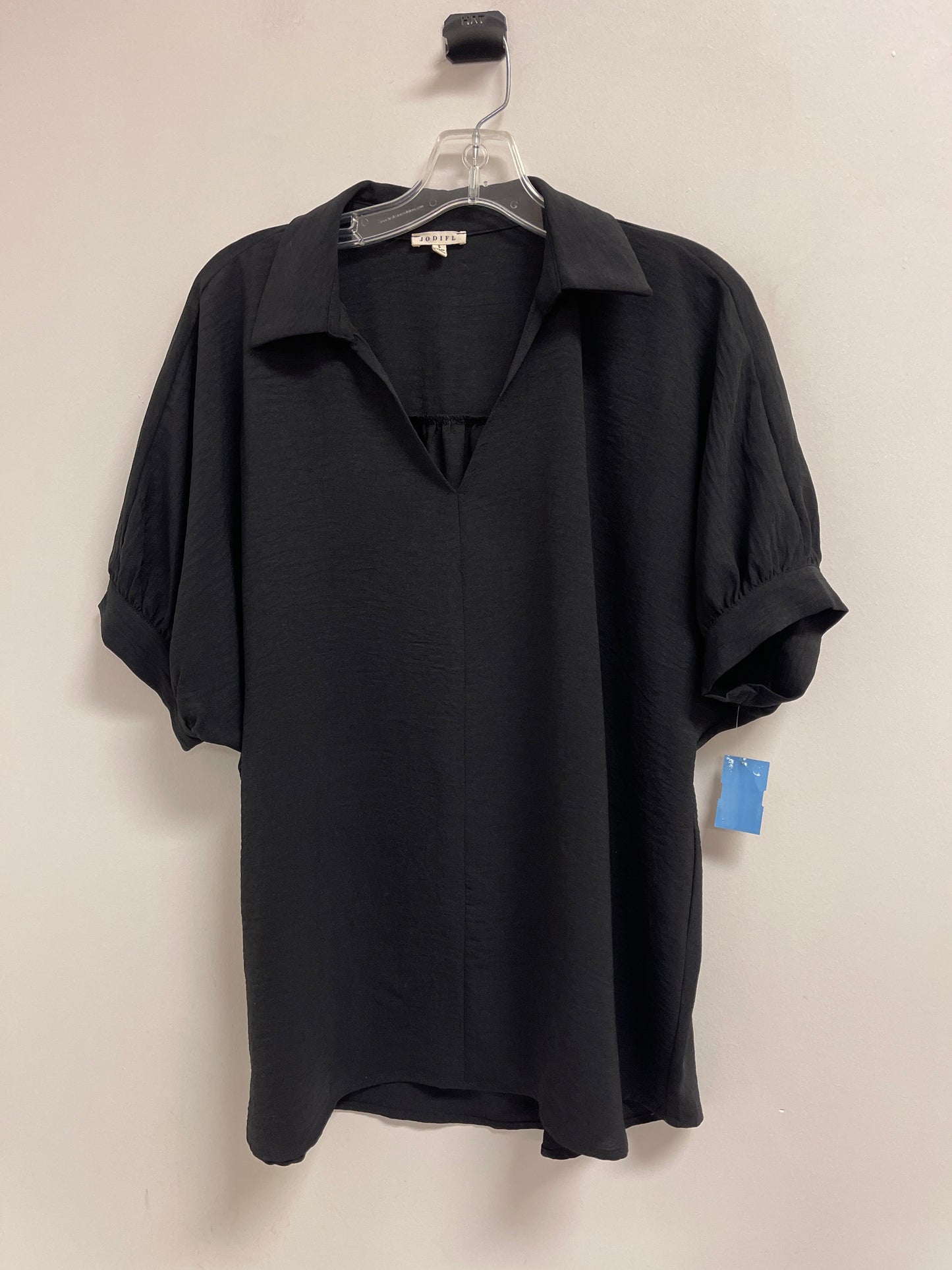 Top Short Sleeve By Jodifl In Black, Size: S