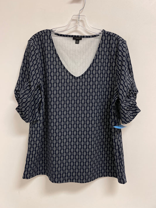 Top Short Sleeve By Ann Taylor In Navy, Size: Xl