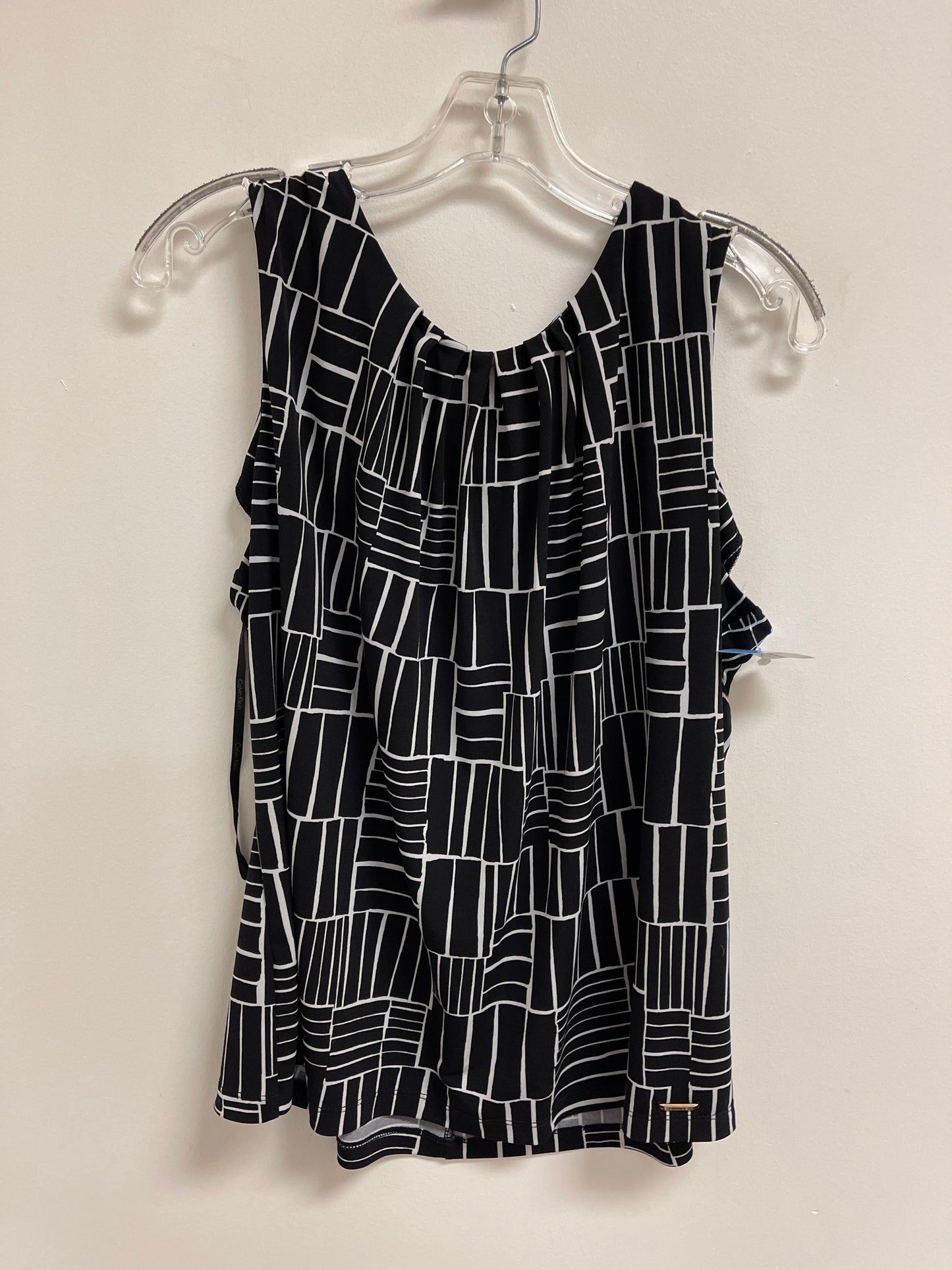 Top Sleeveless By Calvin Klein In Black & White, Size: 1x