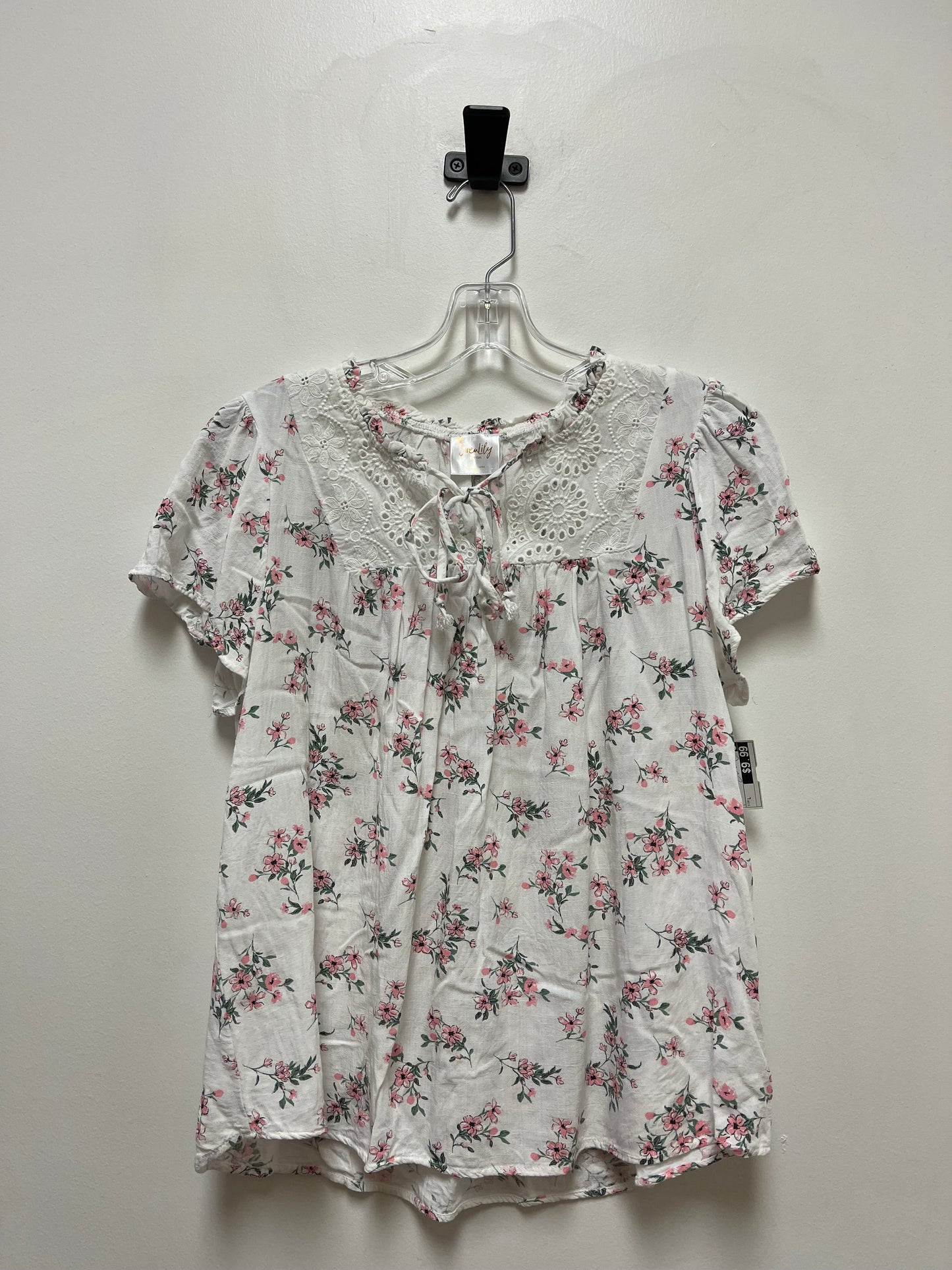 White Top Short Sleeve Siren Lily, Size L