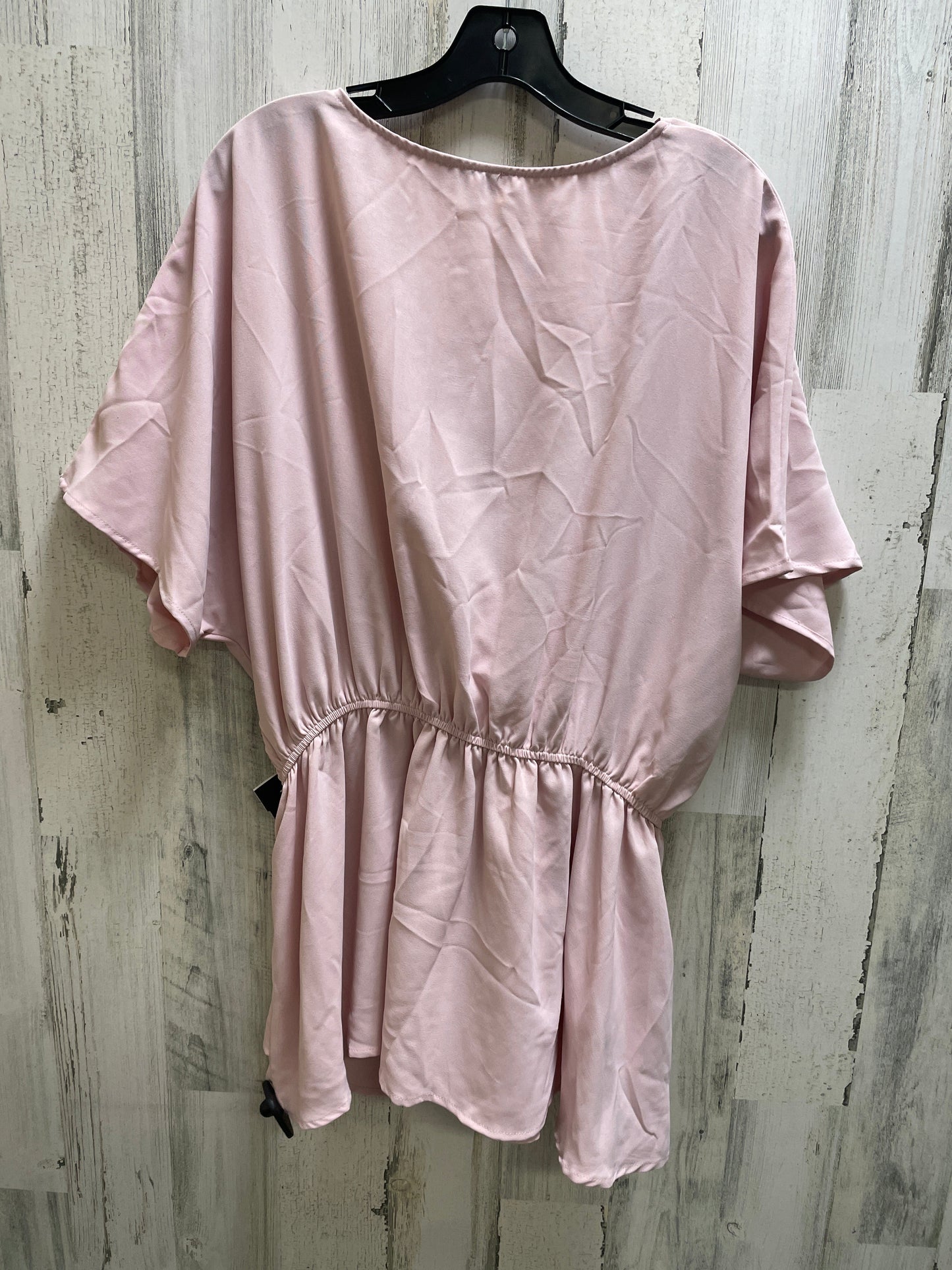 Top Short Sleeve By Andree By Unit In Pink, Size: 3x