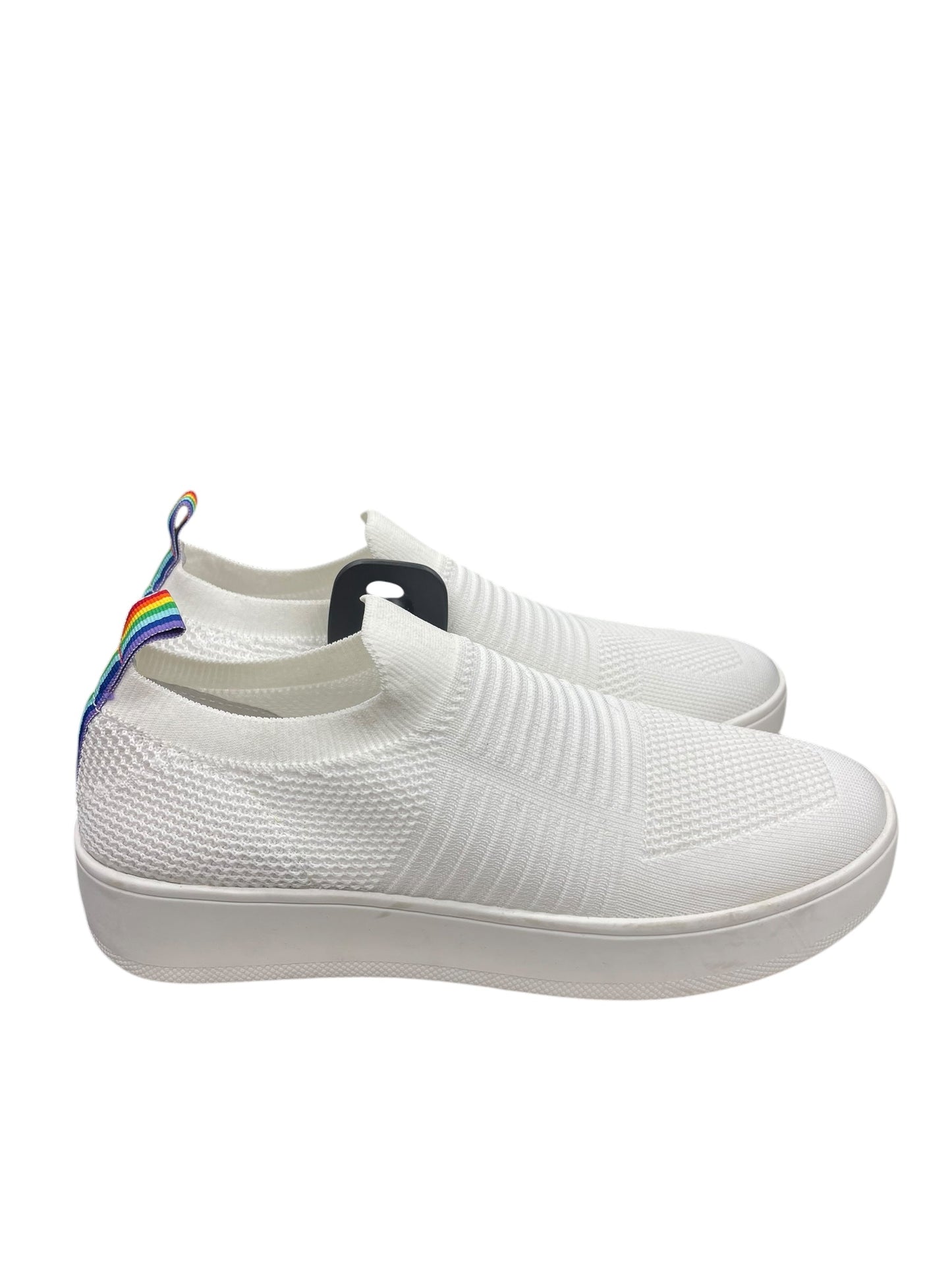 Shoes Sneakers By Steve Madden In White, Size: 8