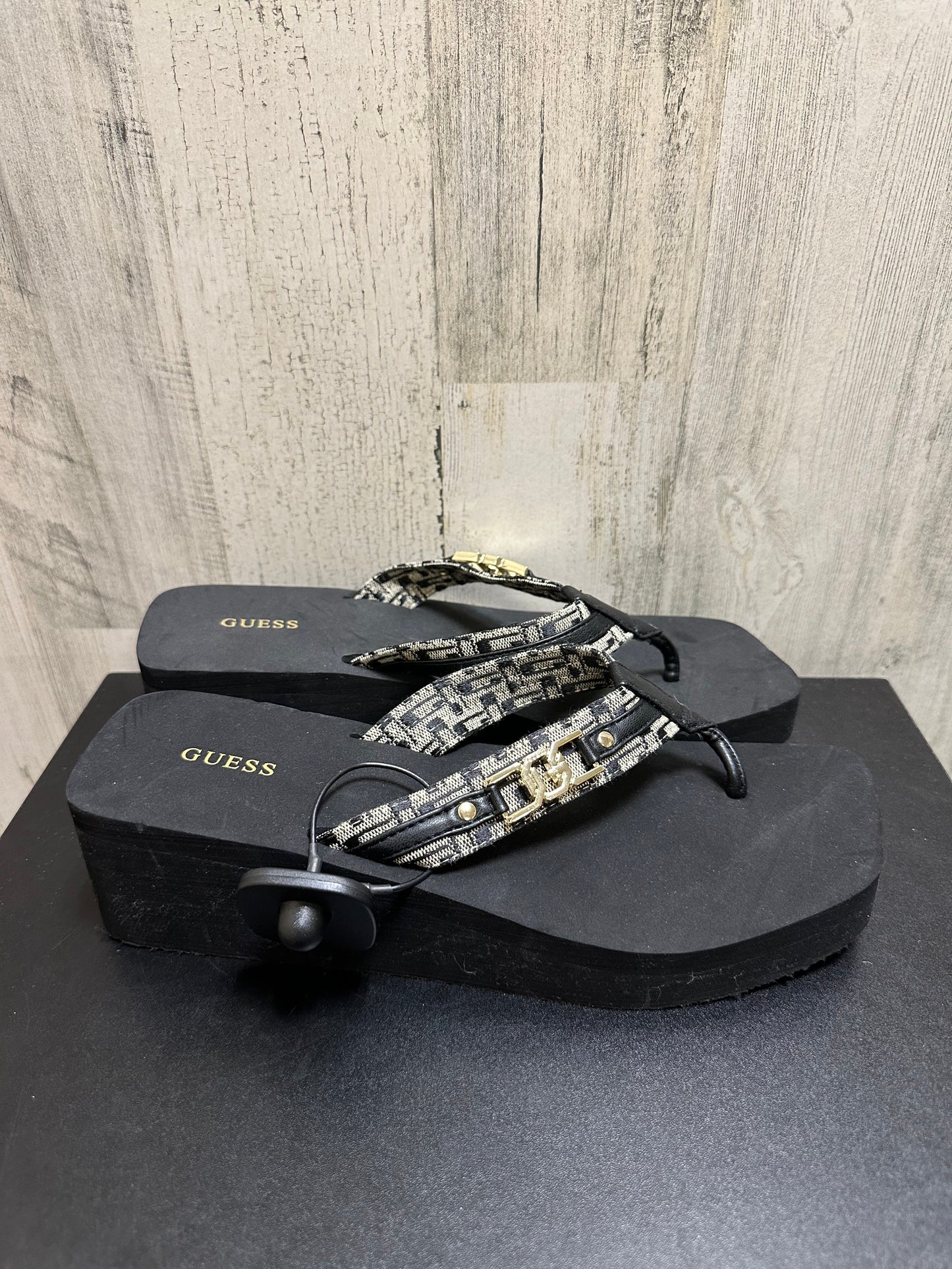 Black Sandals Heels Platform Guess, Size 10