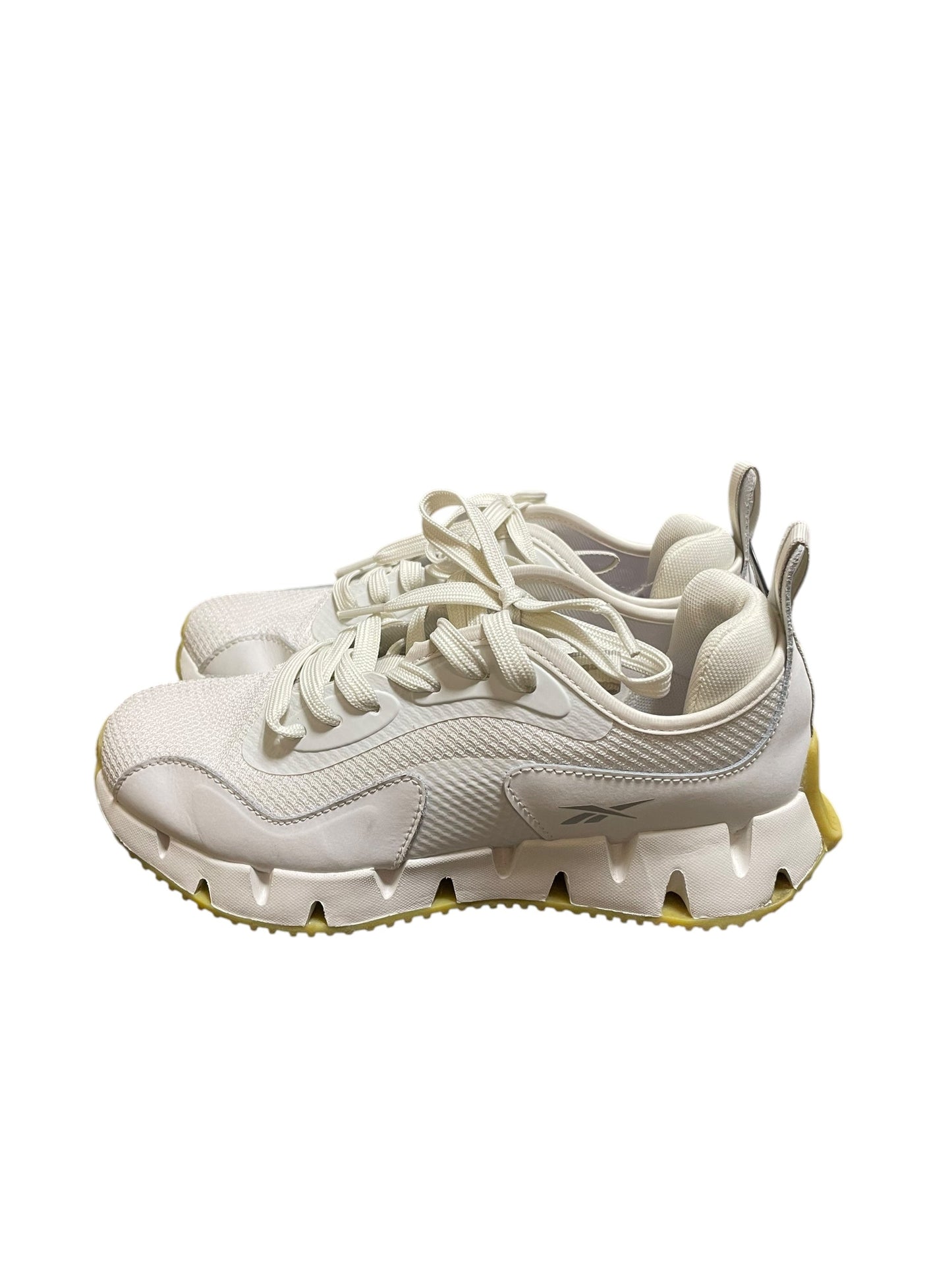 Shoes Sneakers By Reebok In White, Size: 7.5