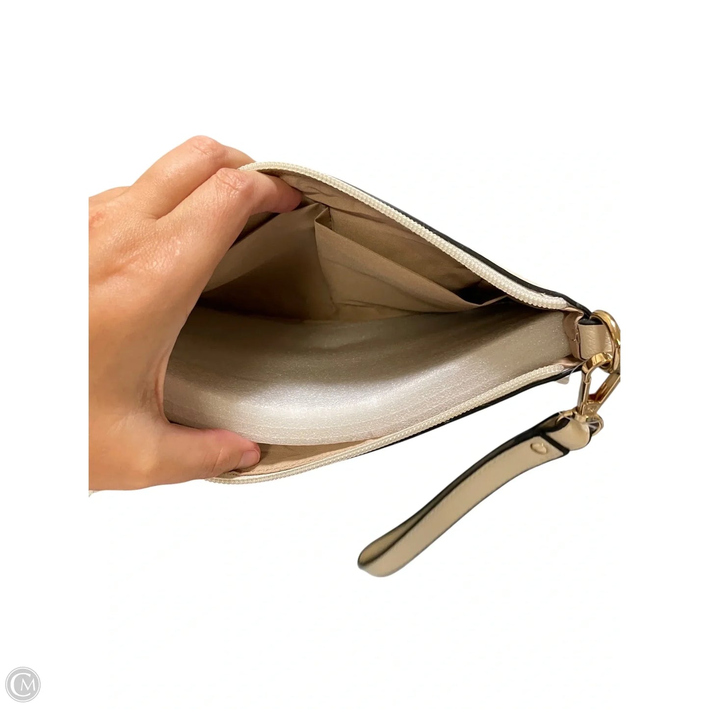 Wristlet Leather By Clothes Mentor, Size: Medium