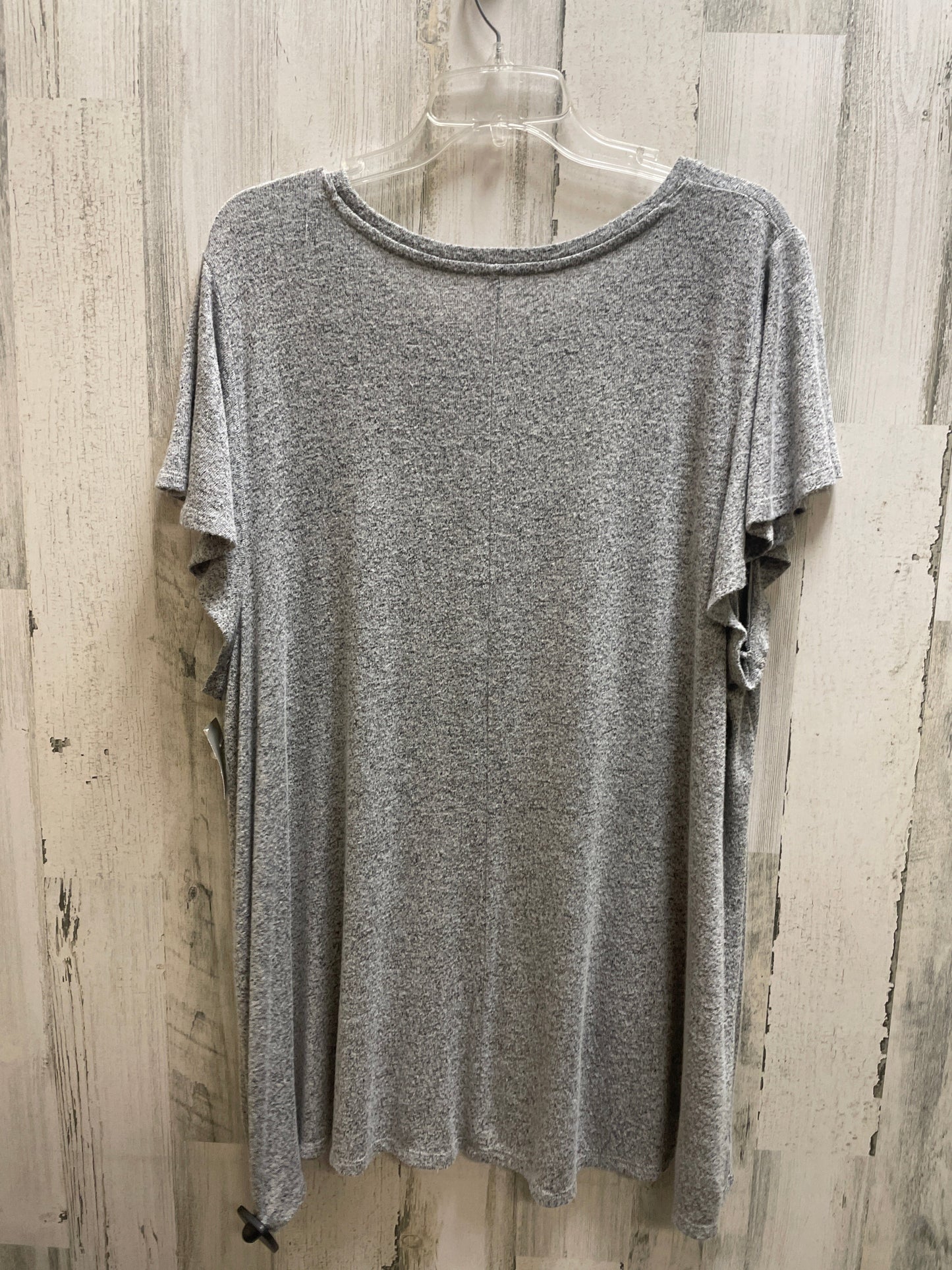 Top Short Sleeve By Lane Bryant In Grey, Size: 3x