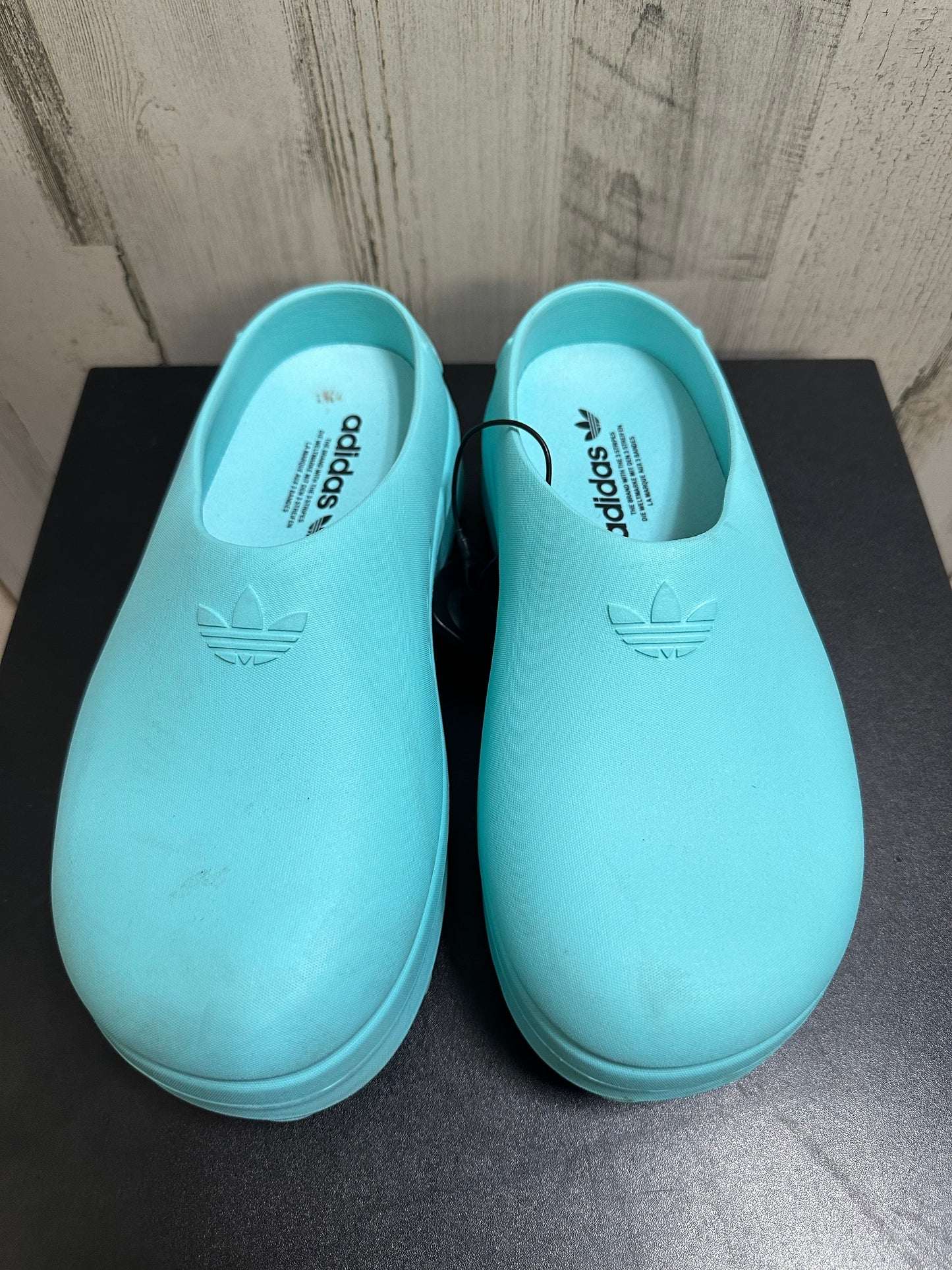 Blue Shoes Flats Adidas, Size 8