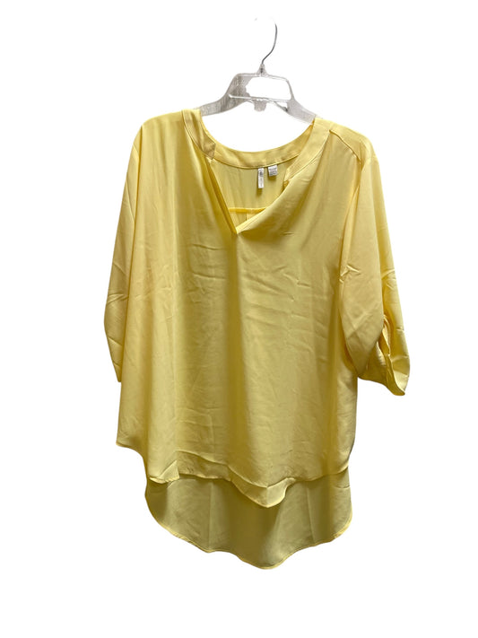 Top Long Sleeve By Cato In Yellow, Size: 2x