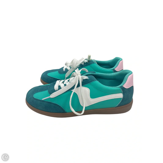 Shoes Sneakers By Clothes Mentor In Green, Size: 7