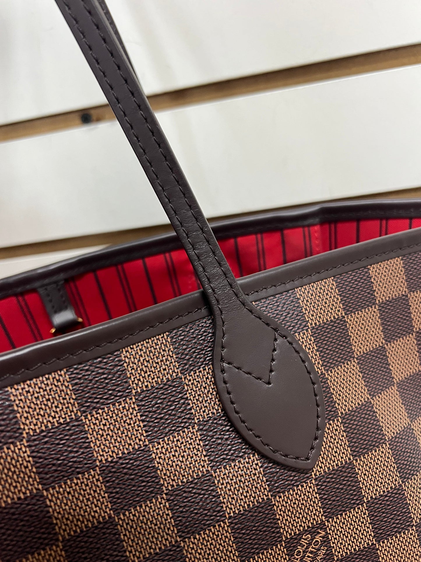 Tote Luxury Designer By Louis Vuitton, Size: Large