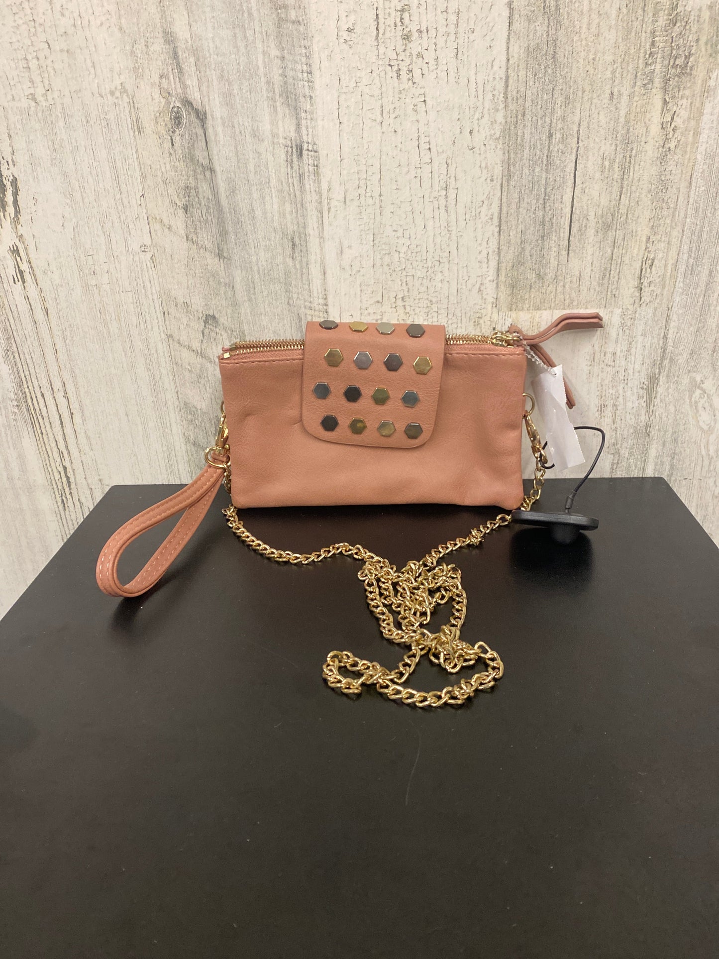 Handbag By Olivia Miller  Size: Medium