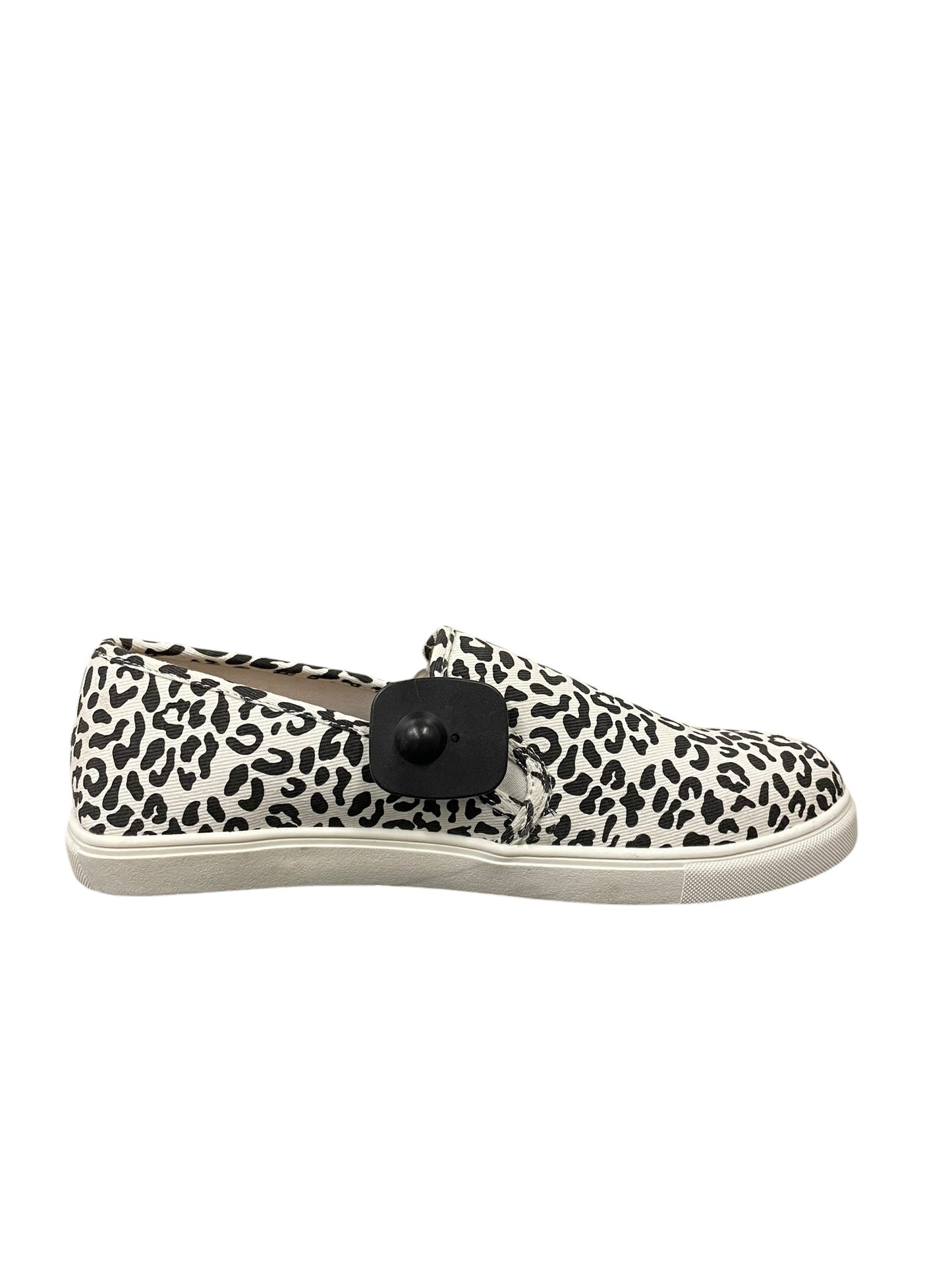 Shoes Sneakers By Torrid In Animal Print, Size: 11