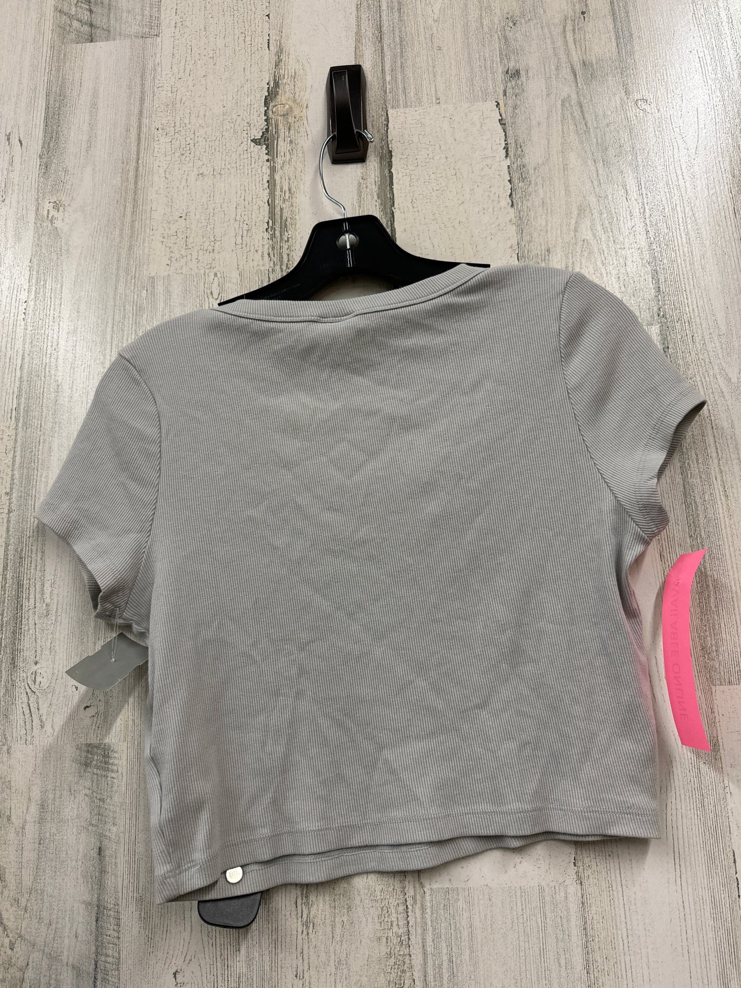 Top Short Sleeve Basic By Divided  Size: Xl