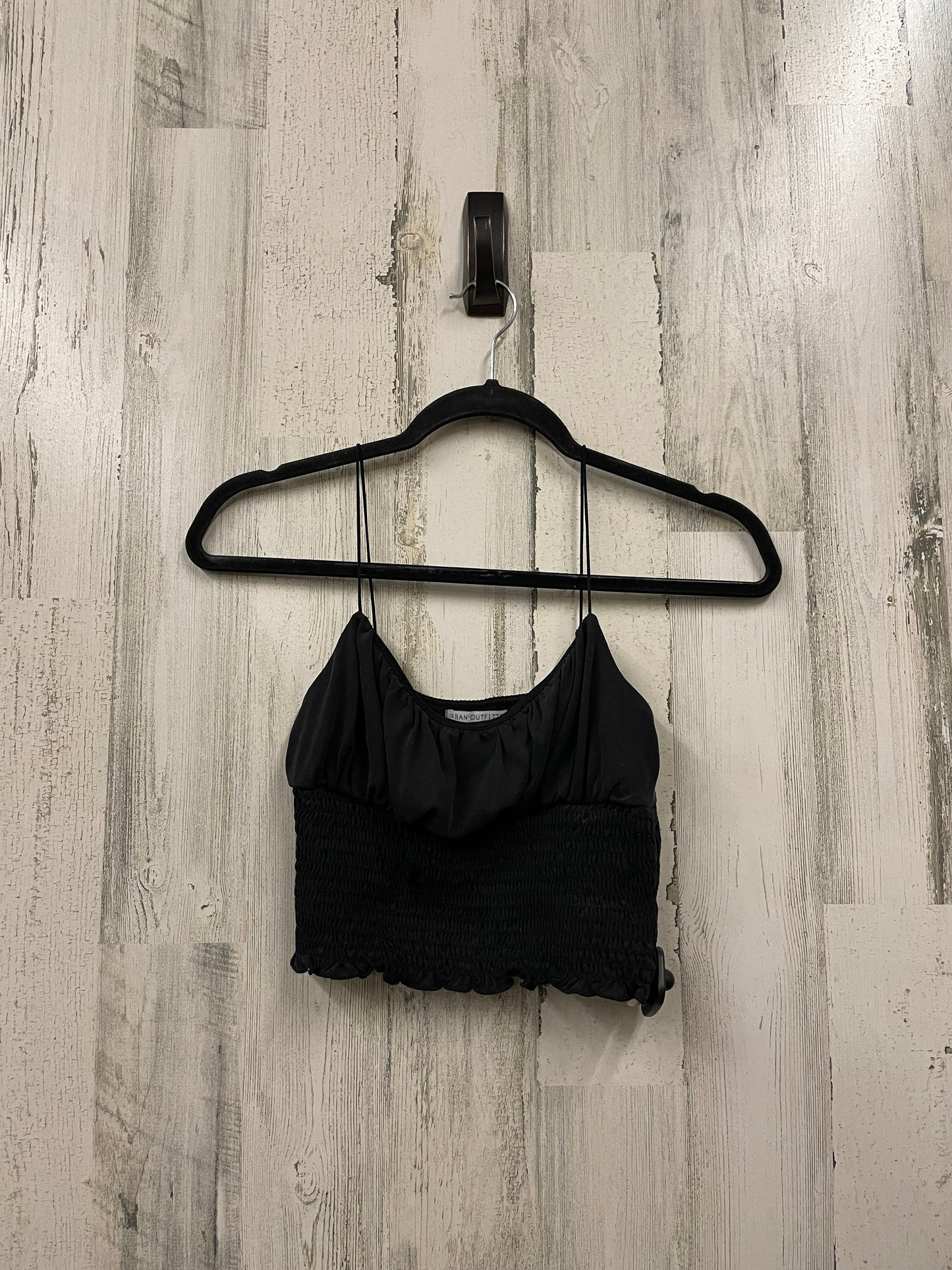 Top Sleeveless By Urban Outfitters In Black, Size: S