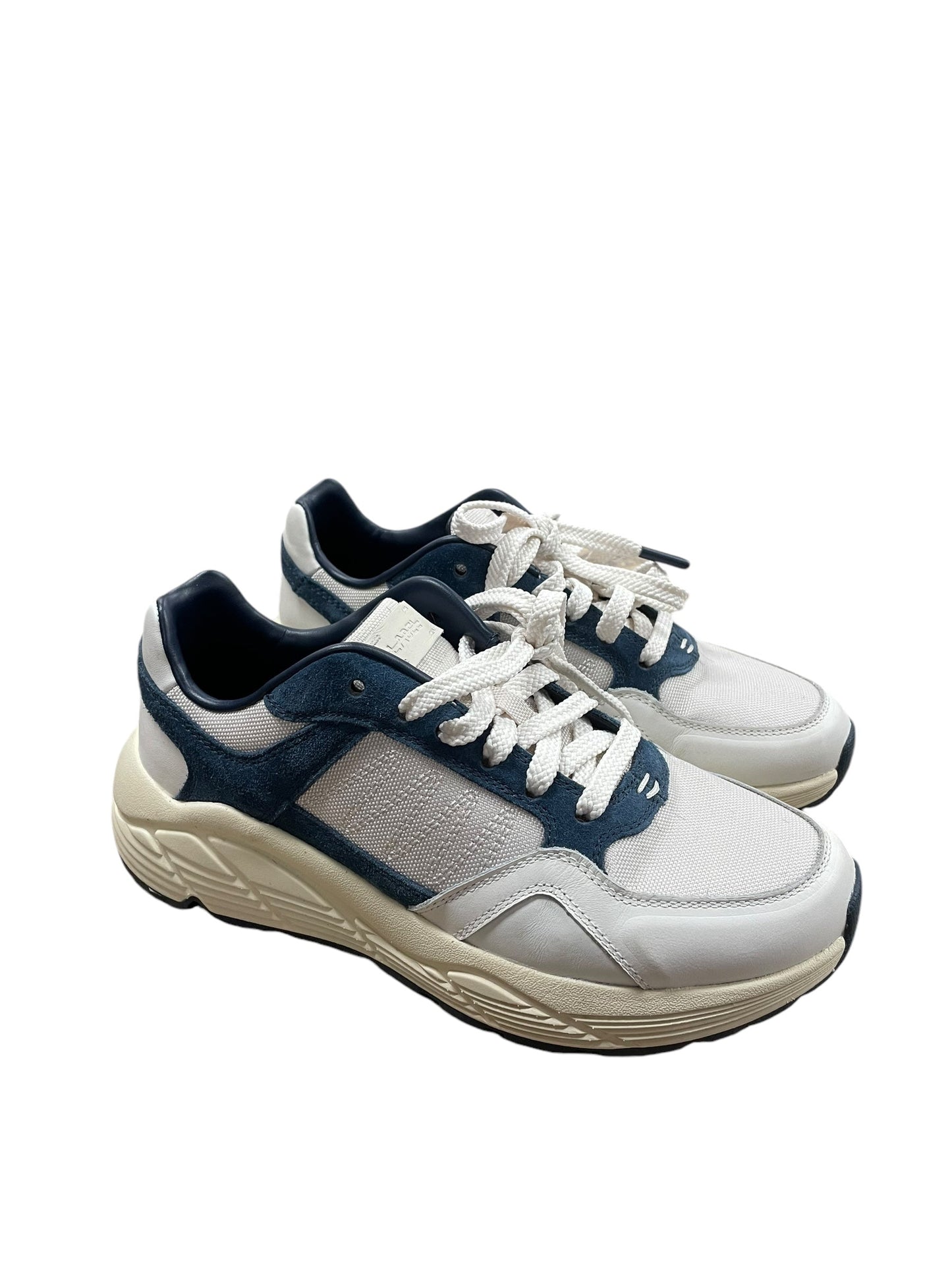 Shoes Athletic By Clothes Mentor In White, Size: 7.5