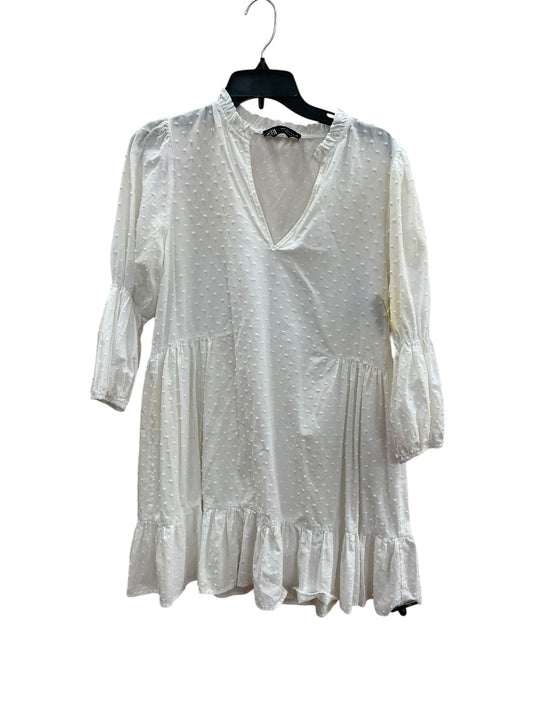 Dress Casual Short By Zara In White, Size: M