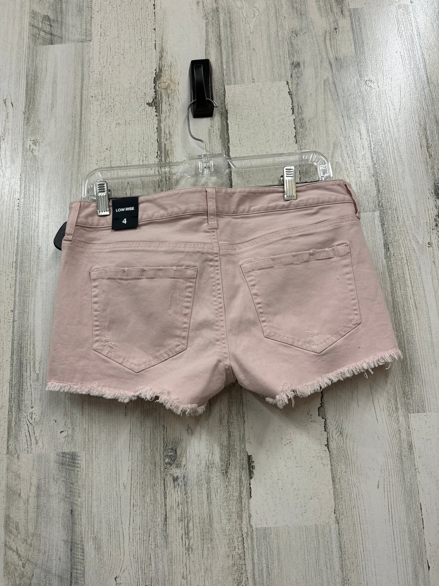 Shorts By Express  Size: 4