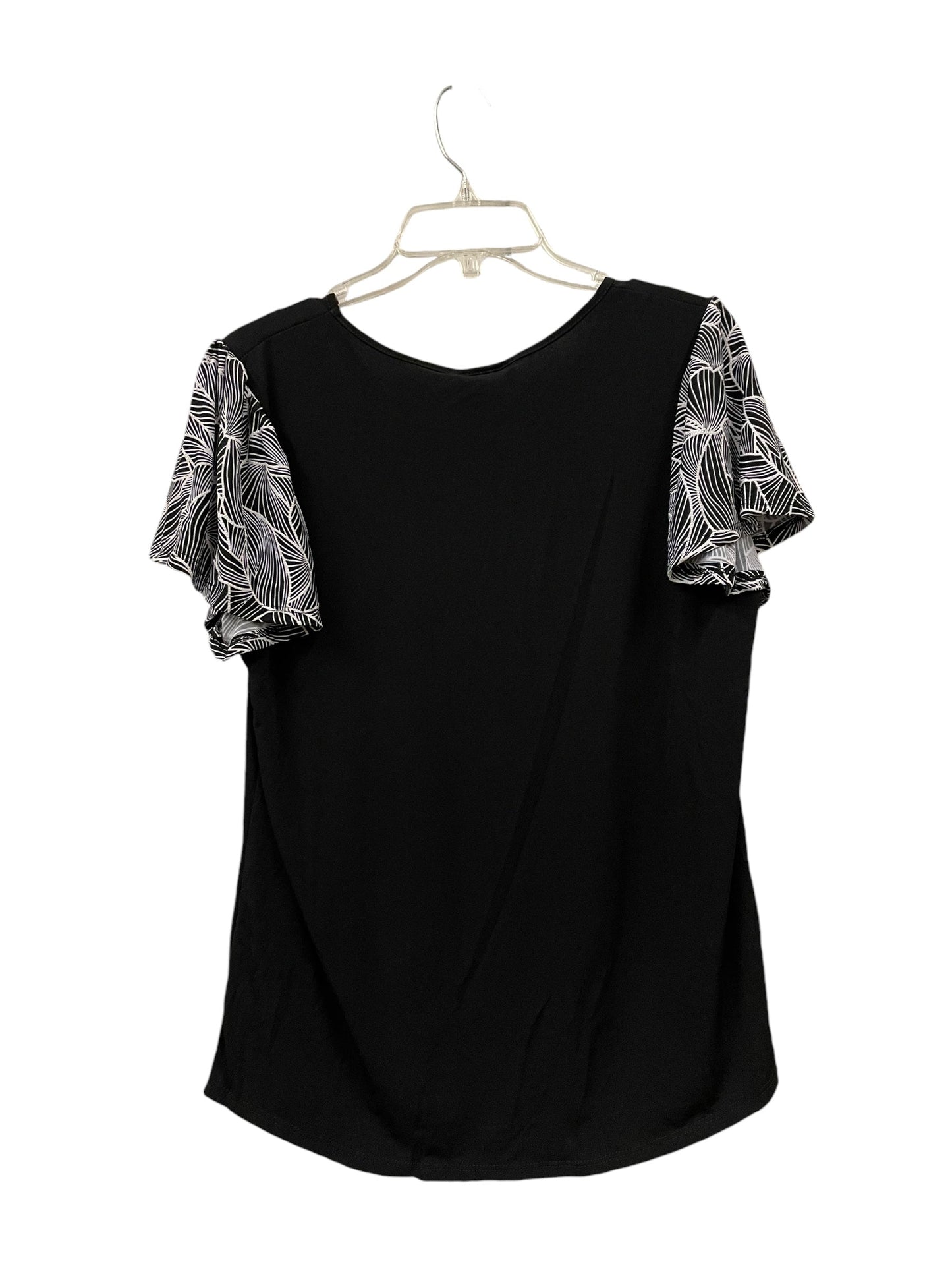 Top Short Sleeve By Clothes Mentor In Black, Size: 1x