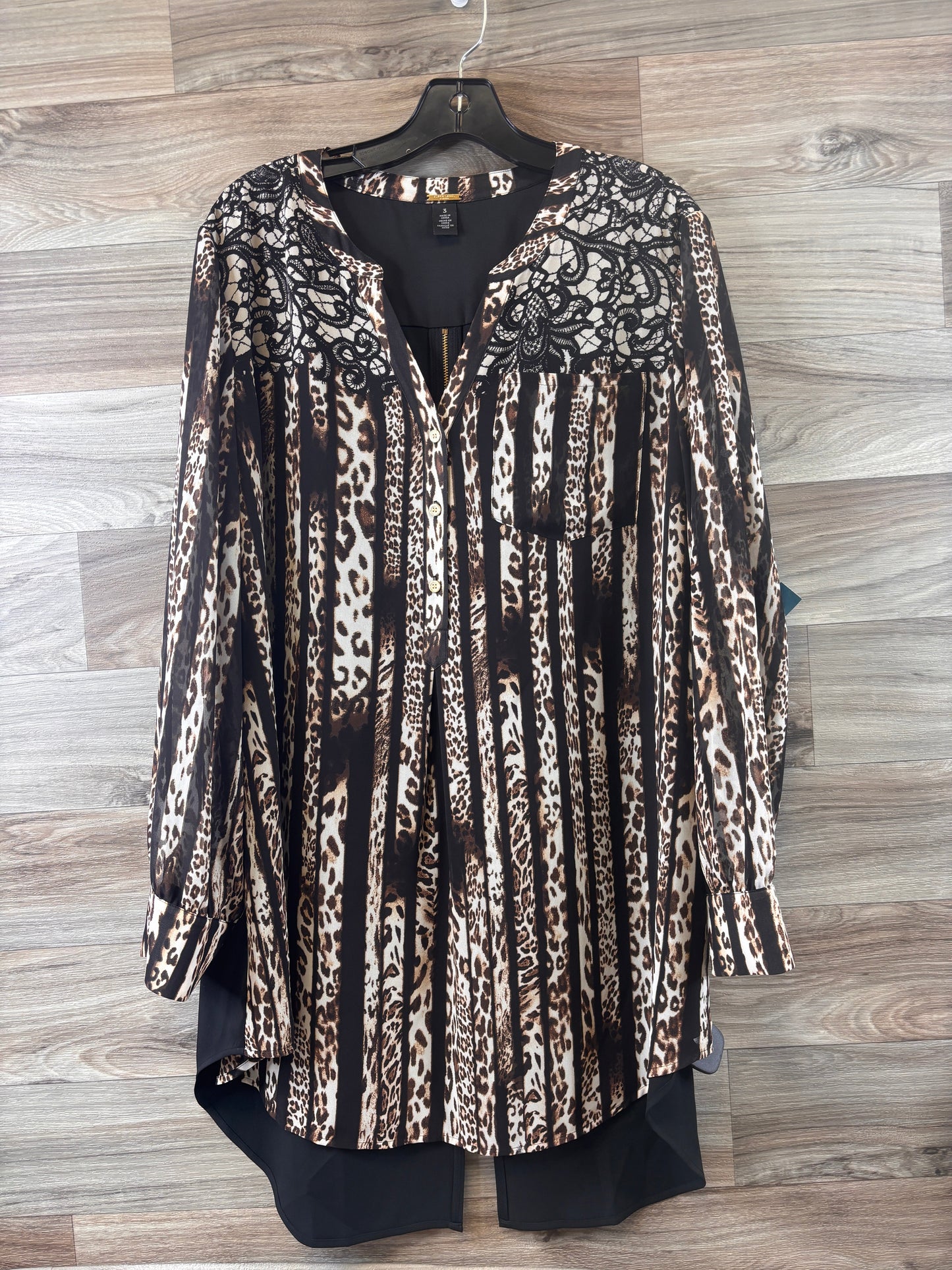 Top Long Sleeve By White House Black Market In Animal Print, Size: 3x