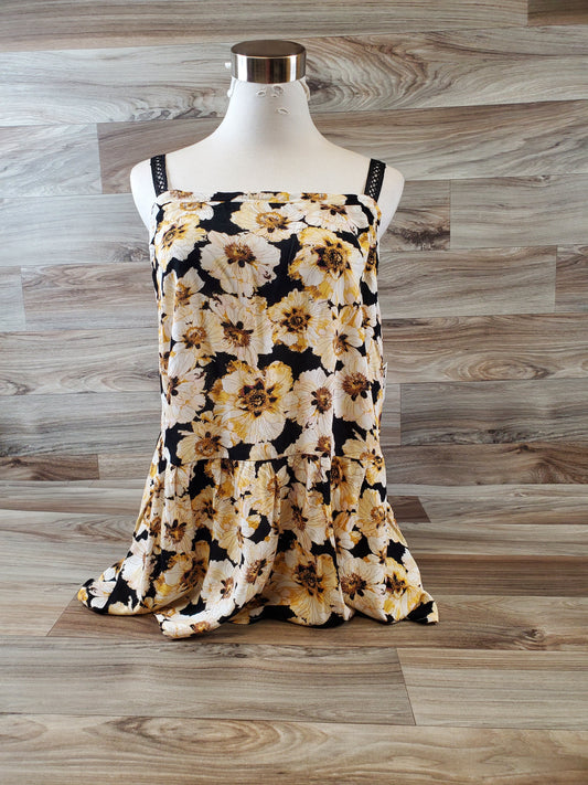 Top Sleeveless By Maurices In Floral Print, Size: Xl