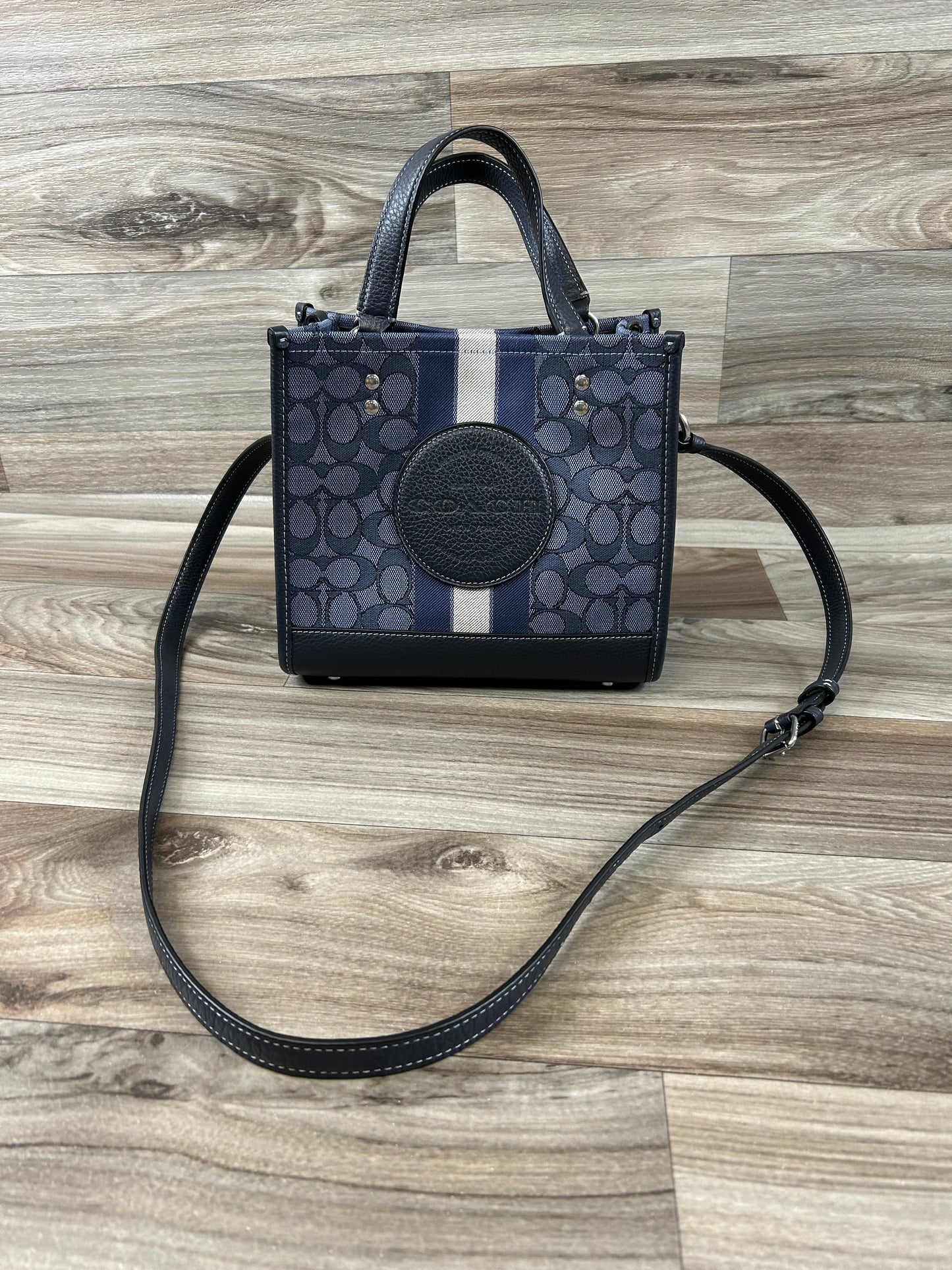 Handbag Designer Dooney And Bourke, Size Large