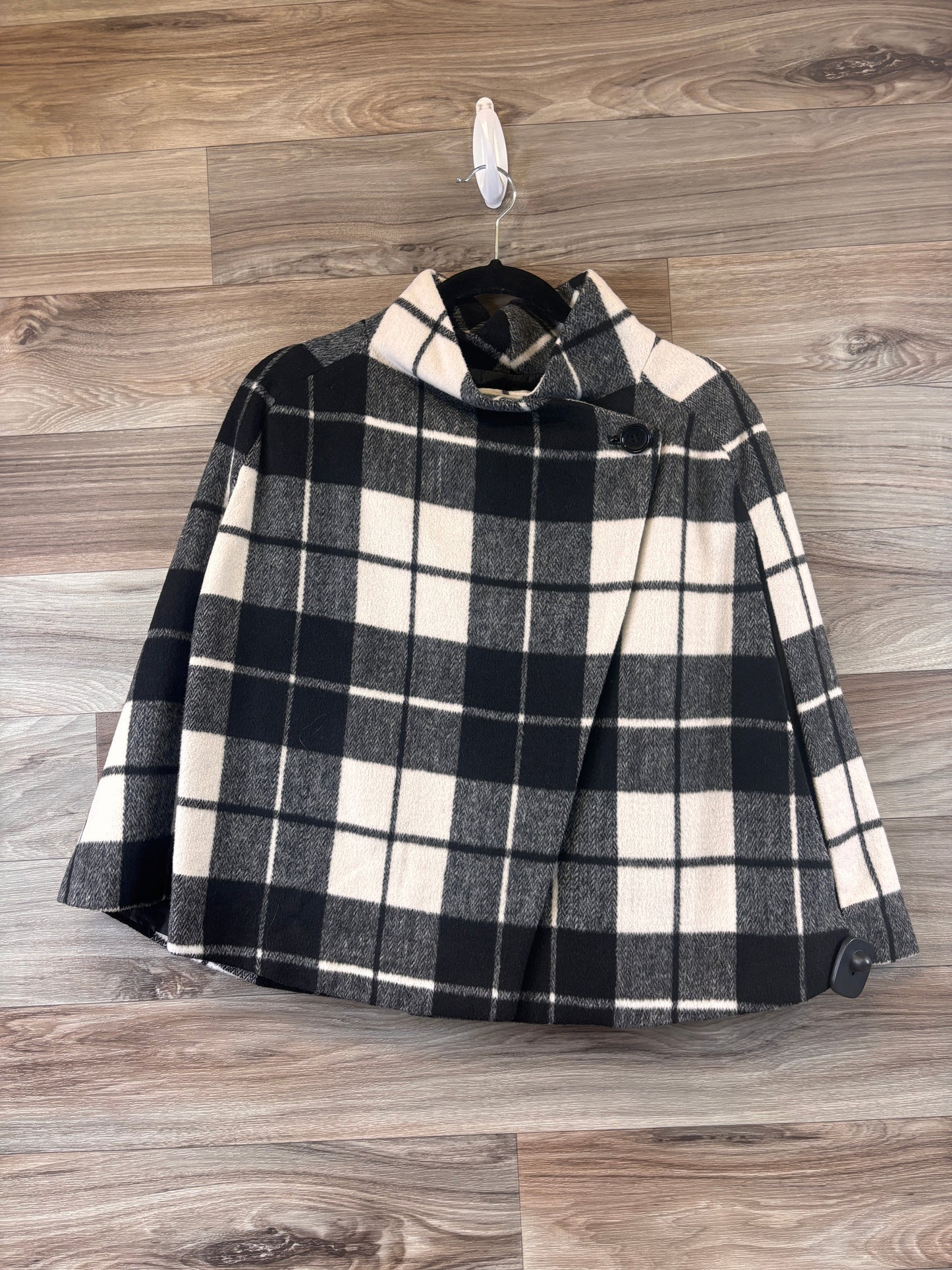 Poncho By Lisa Rinna In Black & White, Size: S