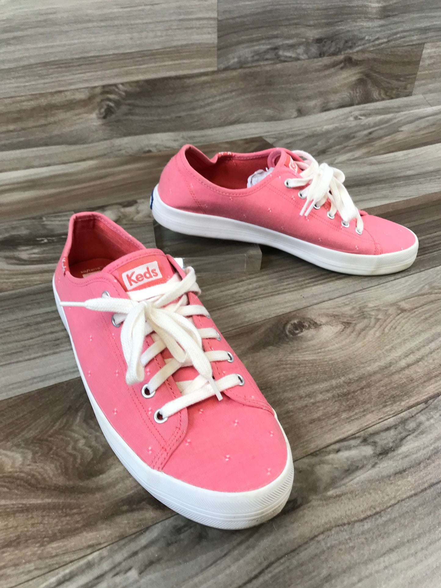 Shoes Sneakers By Keds  Size: 9