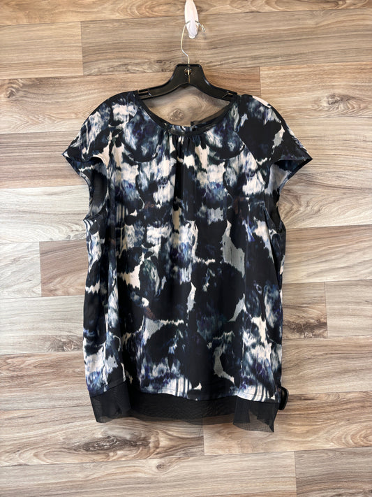 Top Short Sleeve By Simply Vera  Size: Xl