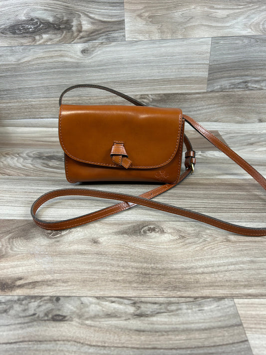 Crossbody Designer Patricia Nash, Size Small