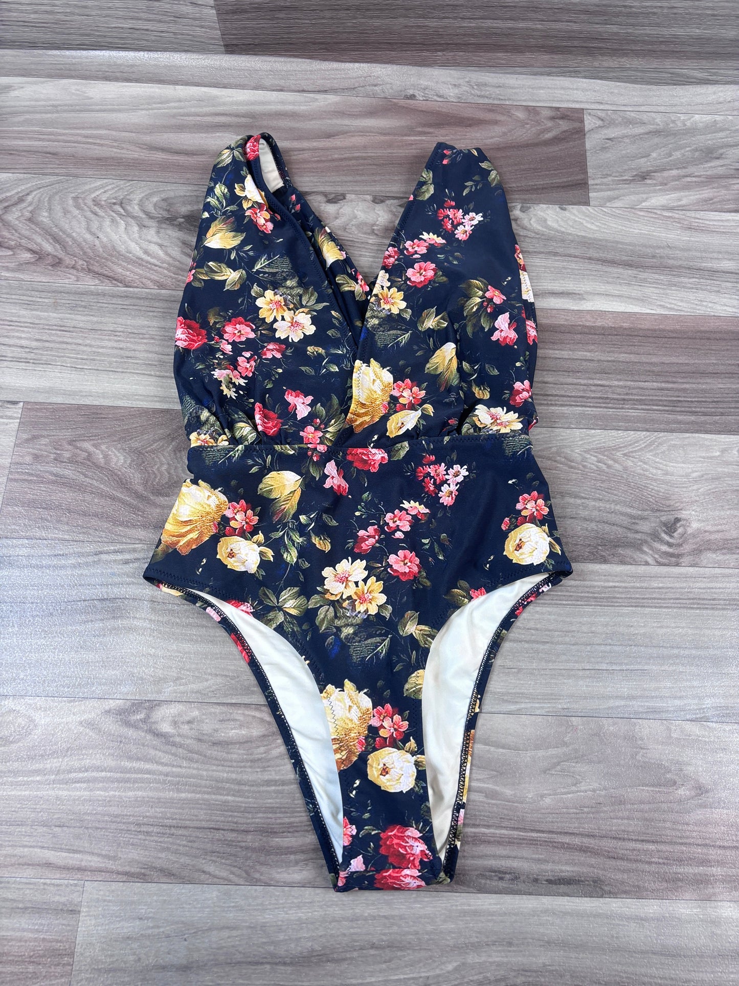 Swimsuit By Cupshe  Size: Xl