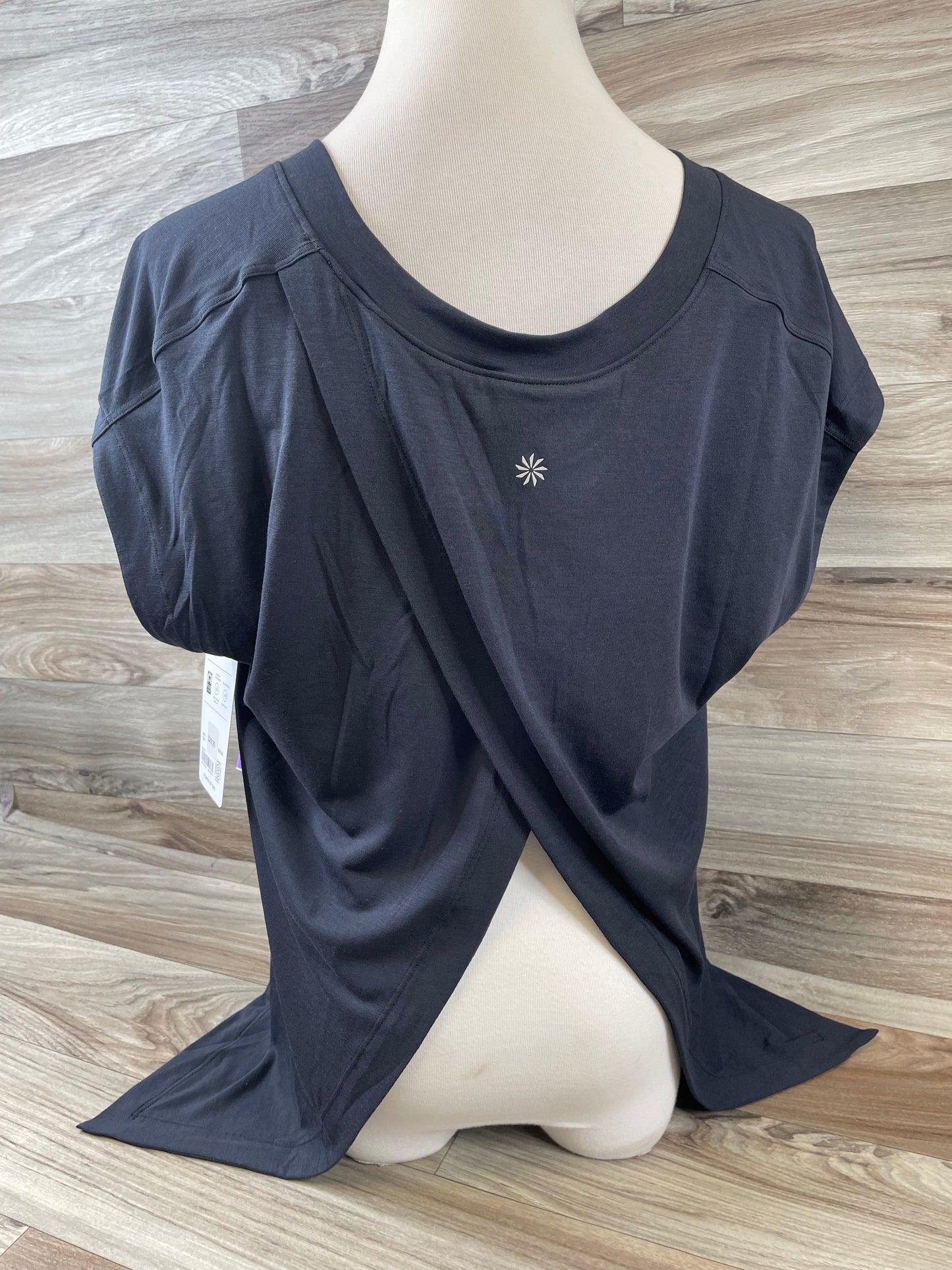 Black Athletic Top Short Sleeve Athleta, Size S